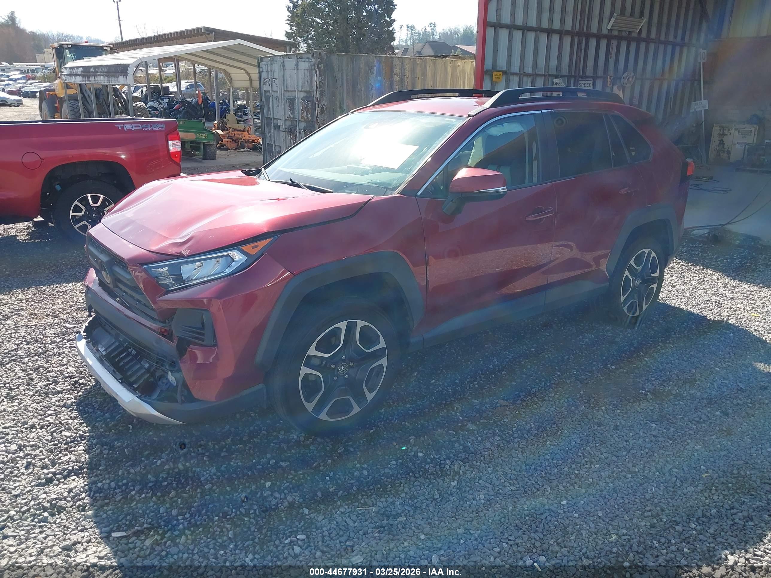TOYOTA RAV4 image 2