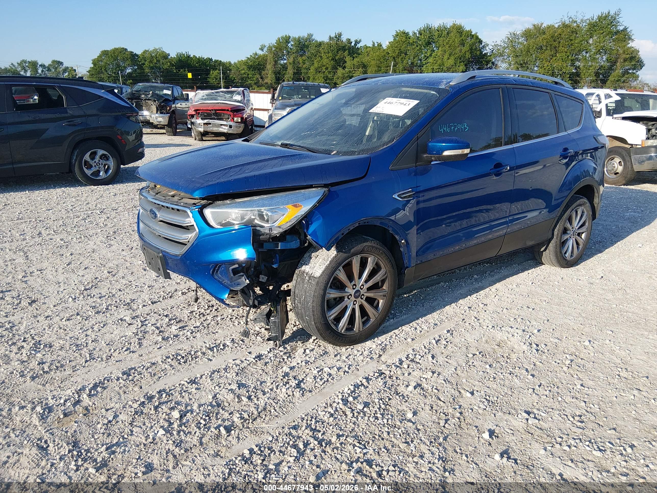 FORD ESCAPE image 2