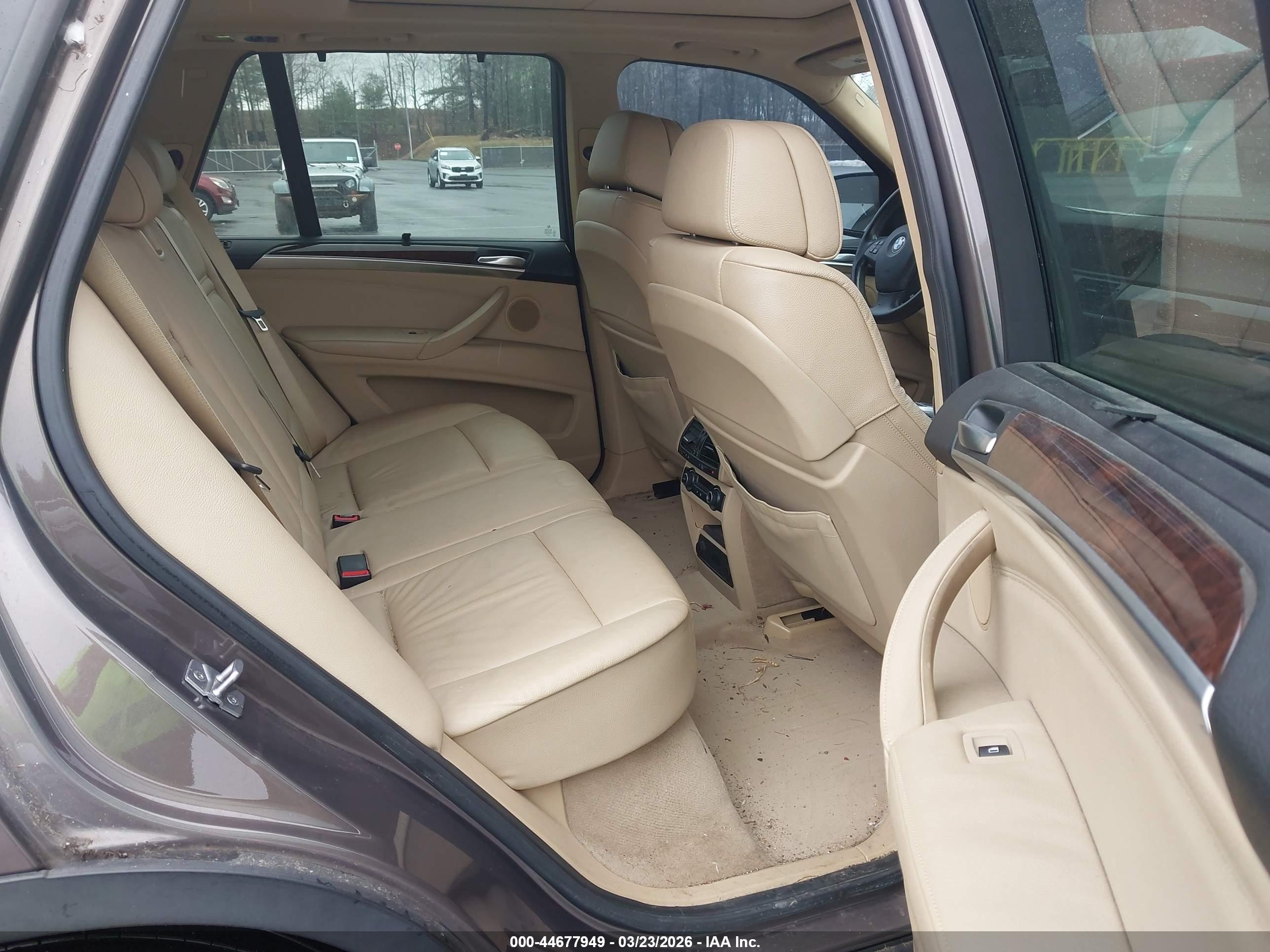 BMW X5 image 8