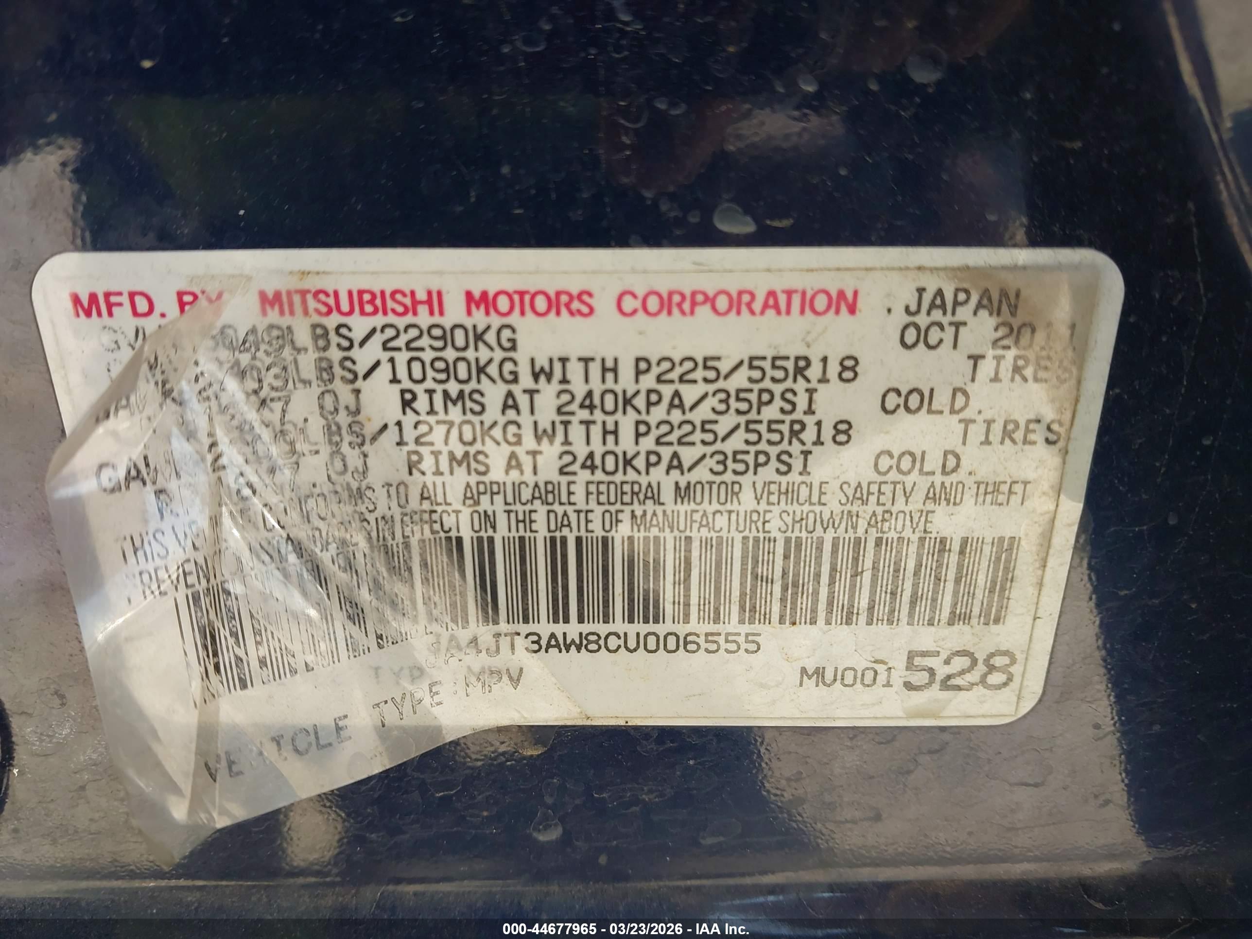 MITSUBISHI OUTLANDER image 9