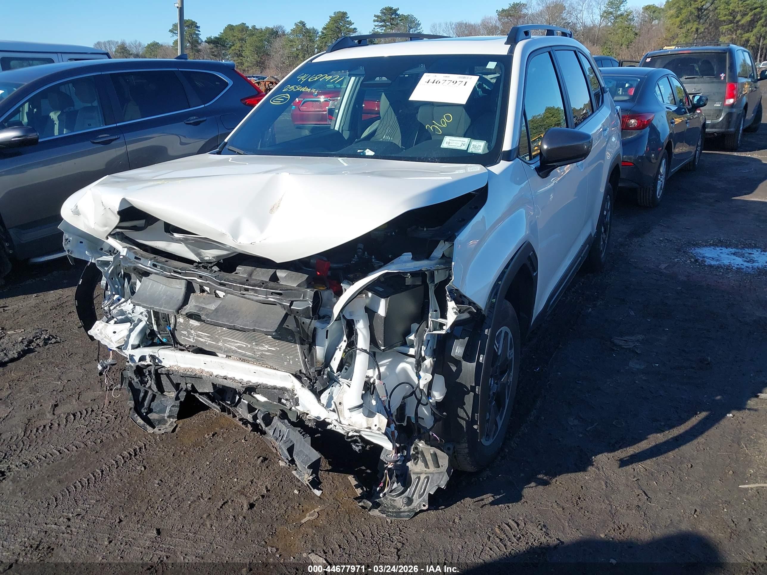 SUBARU FORESTER image 6