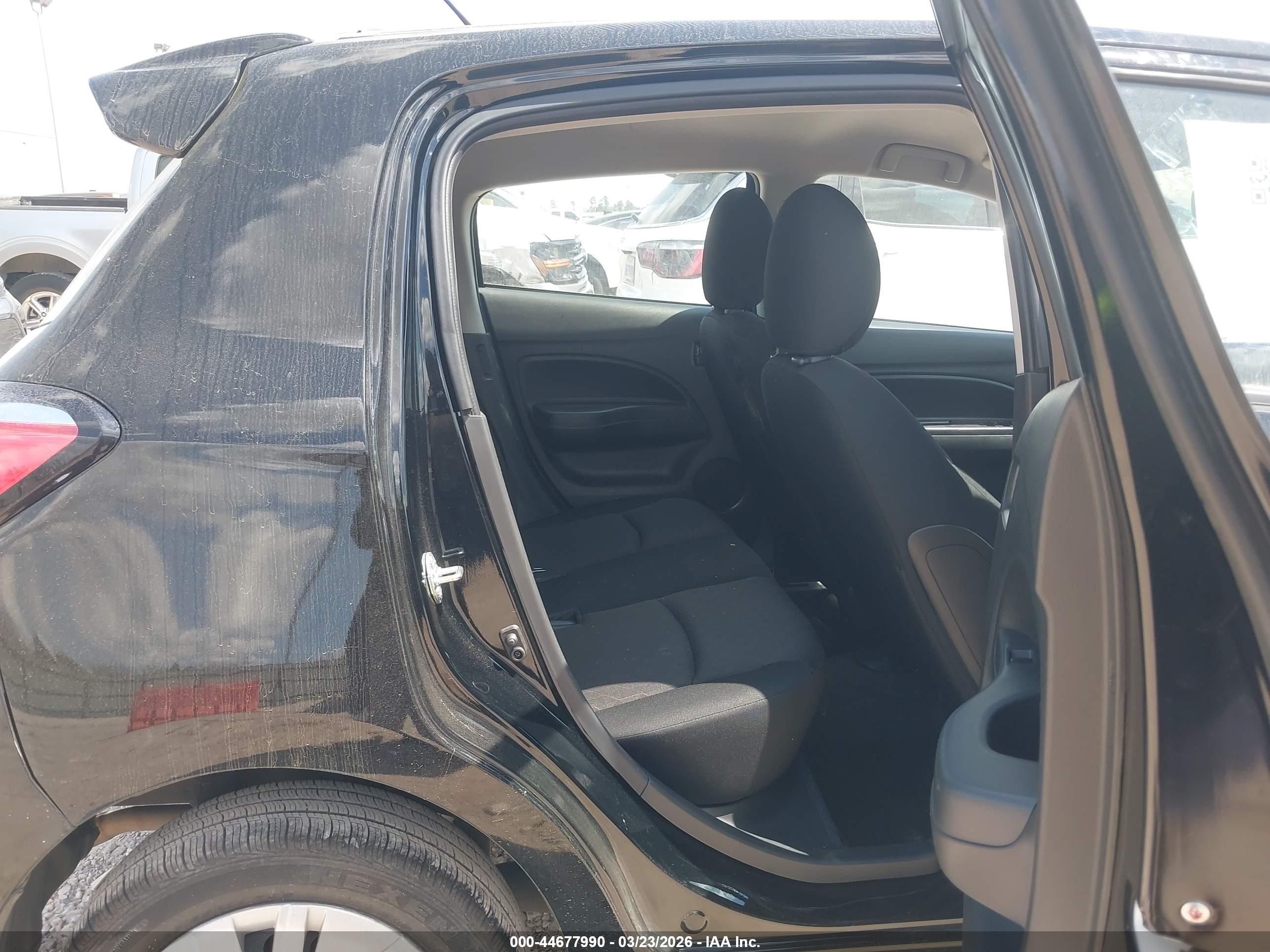 MITSUBISHI MIRAGE image 8