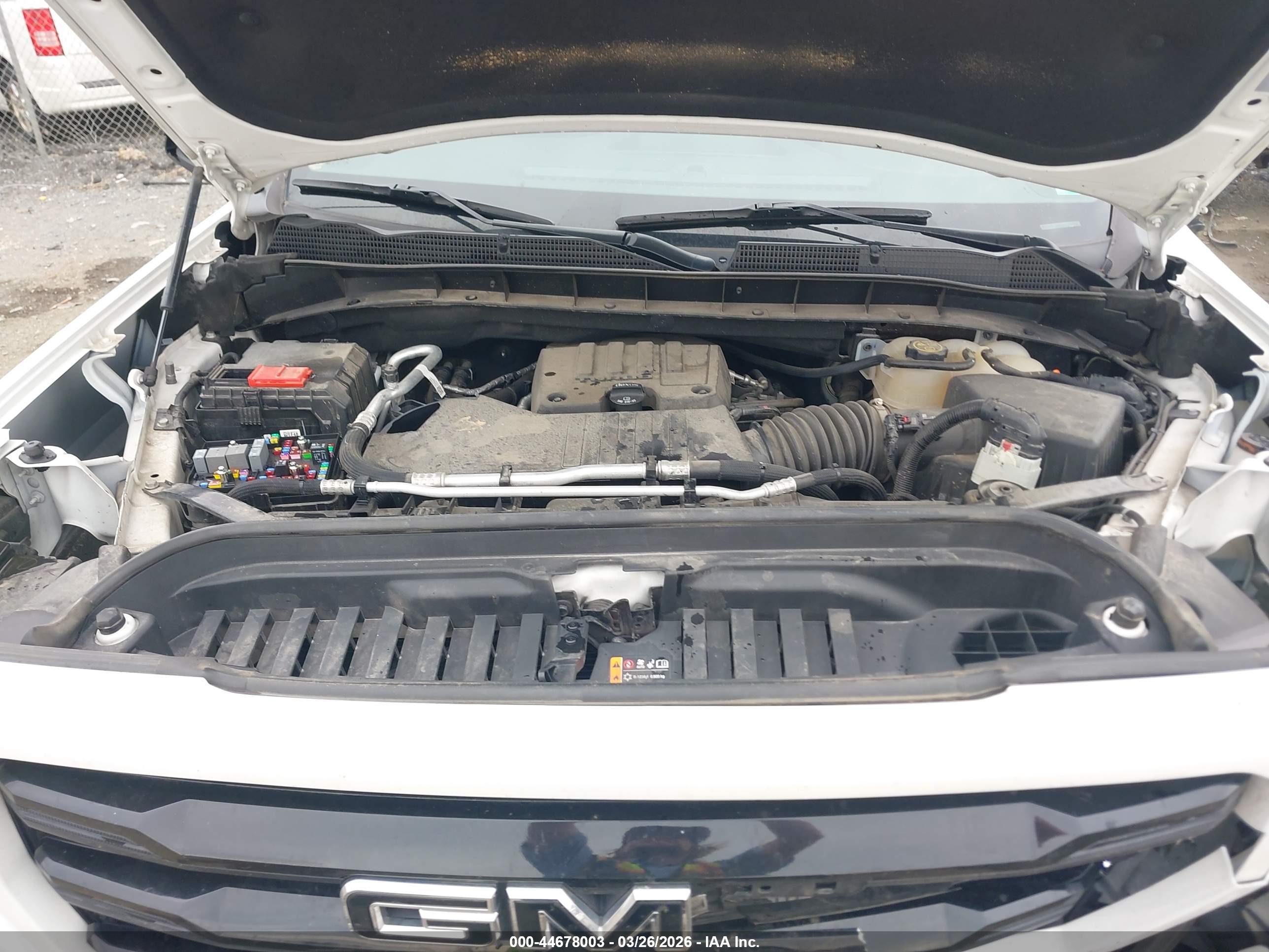 GMC SIERRA image 10
