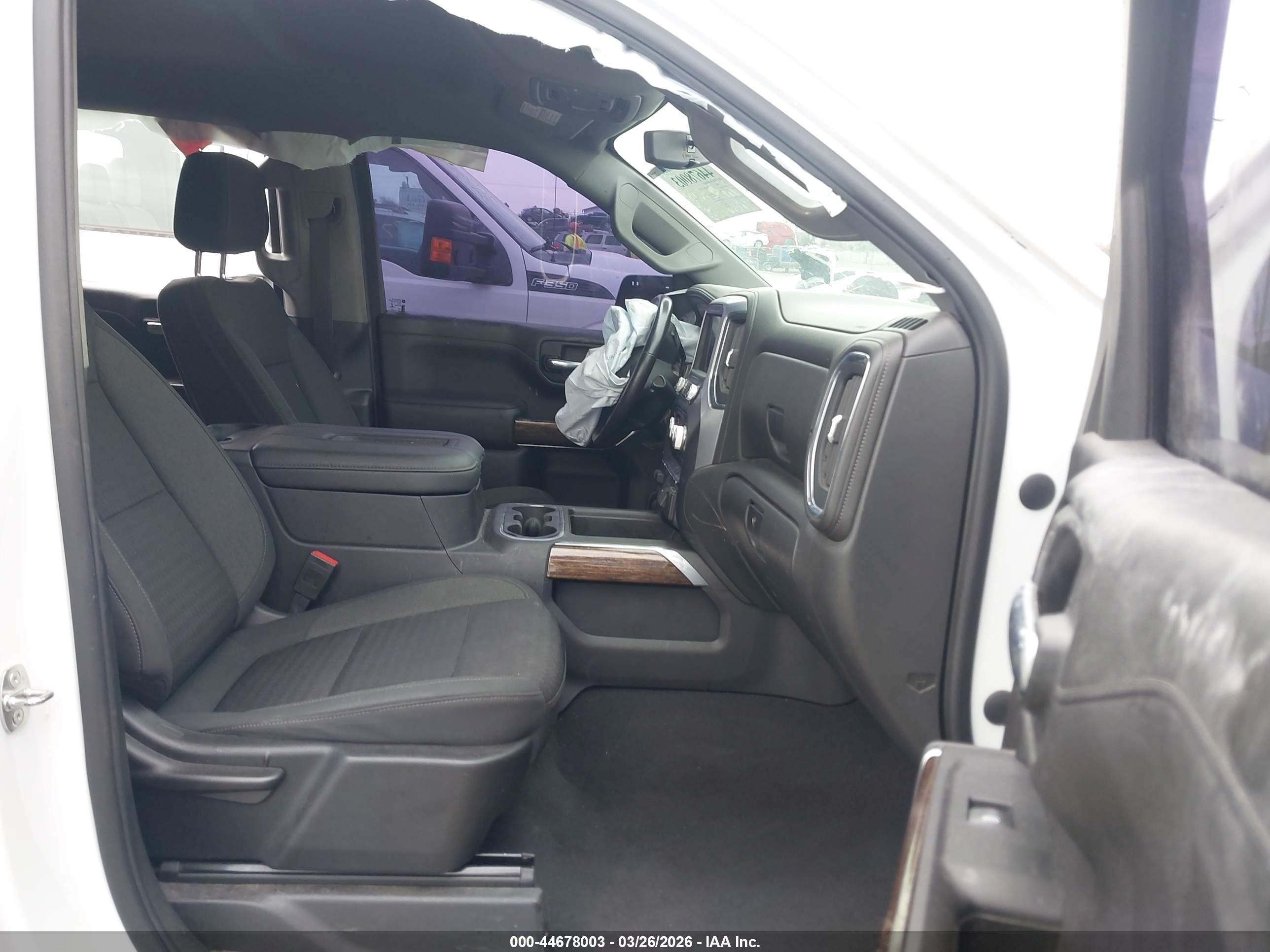 GMC SIERRA image 5