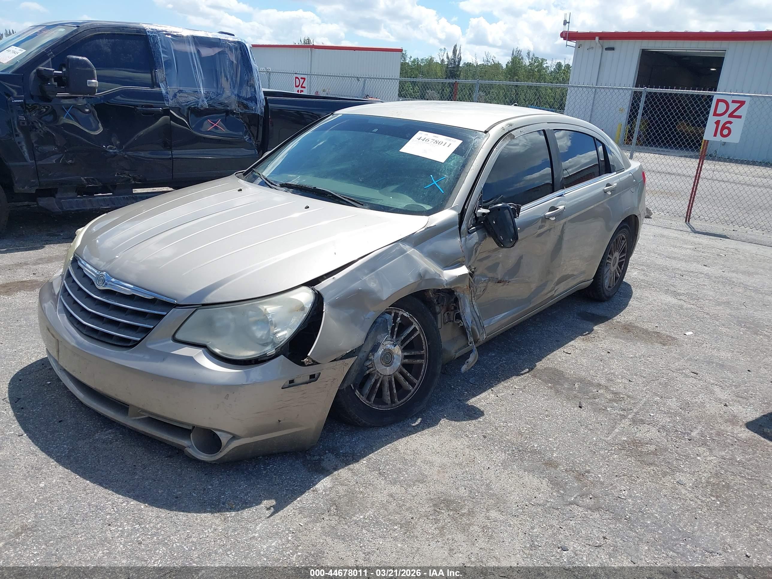 CHRYSLER SEBRING image 6