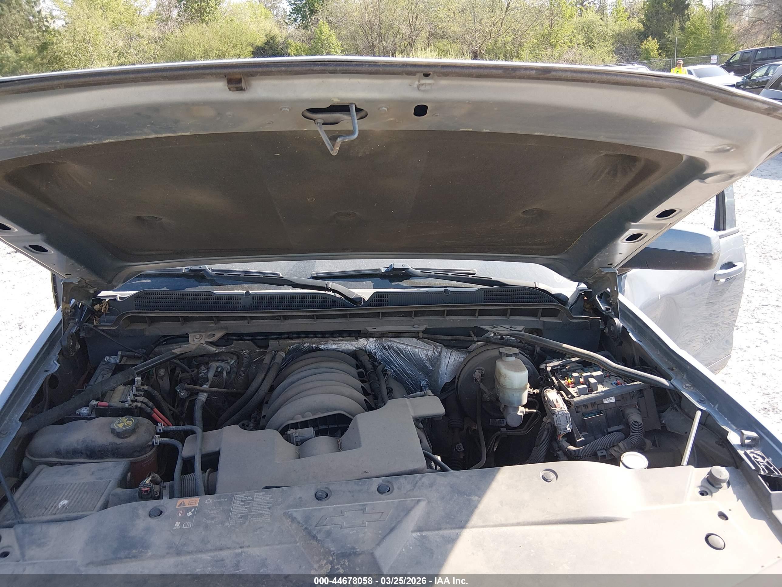 CHEVROLET SILVERADO image 10