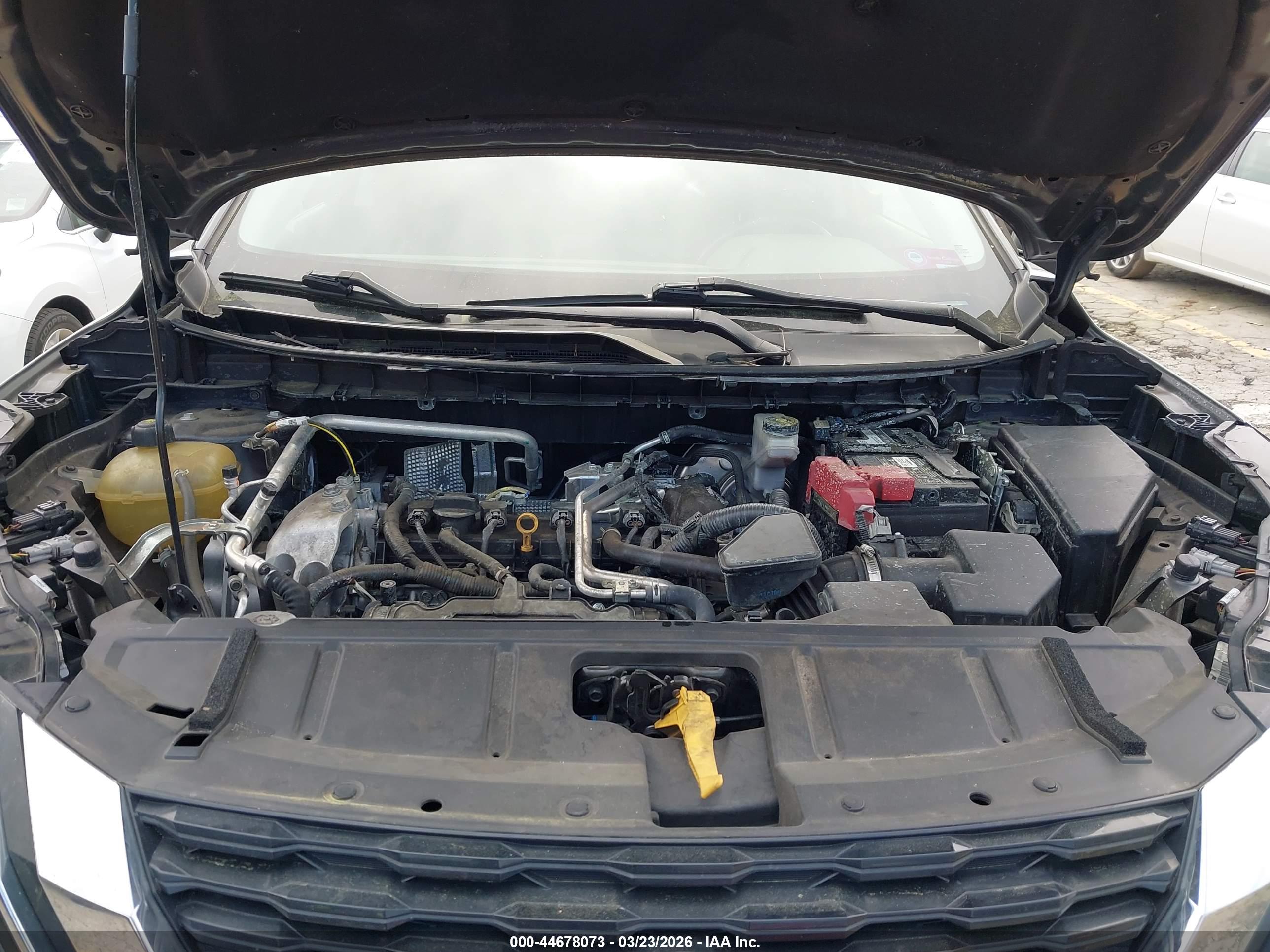 NISSAN ROGUE image 10