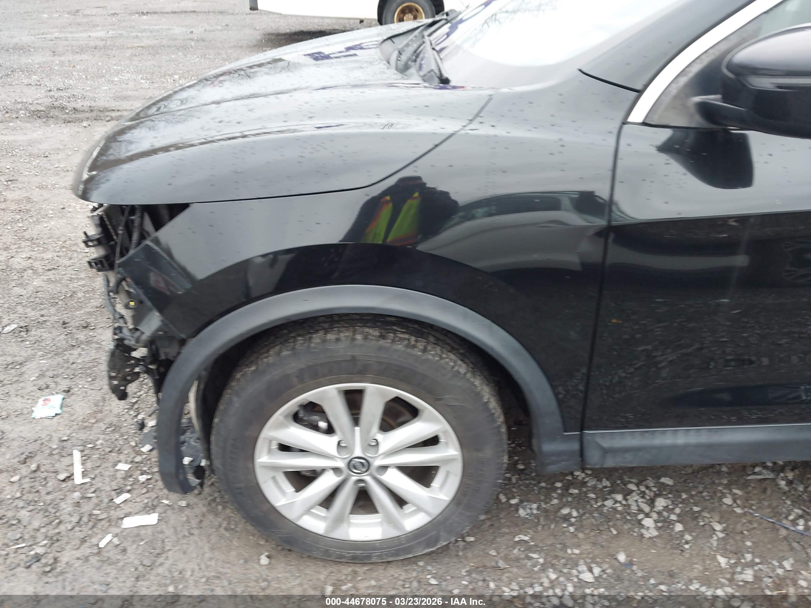 NISSAN ROGUE image 6