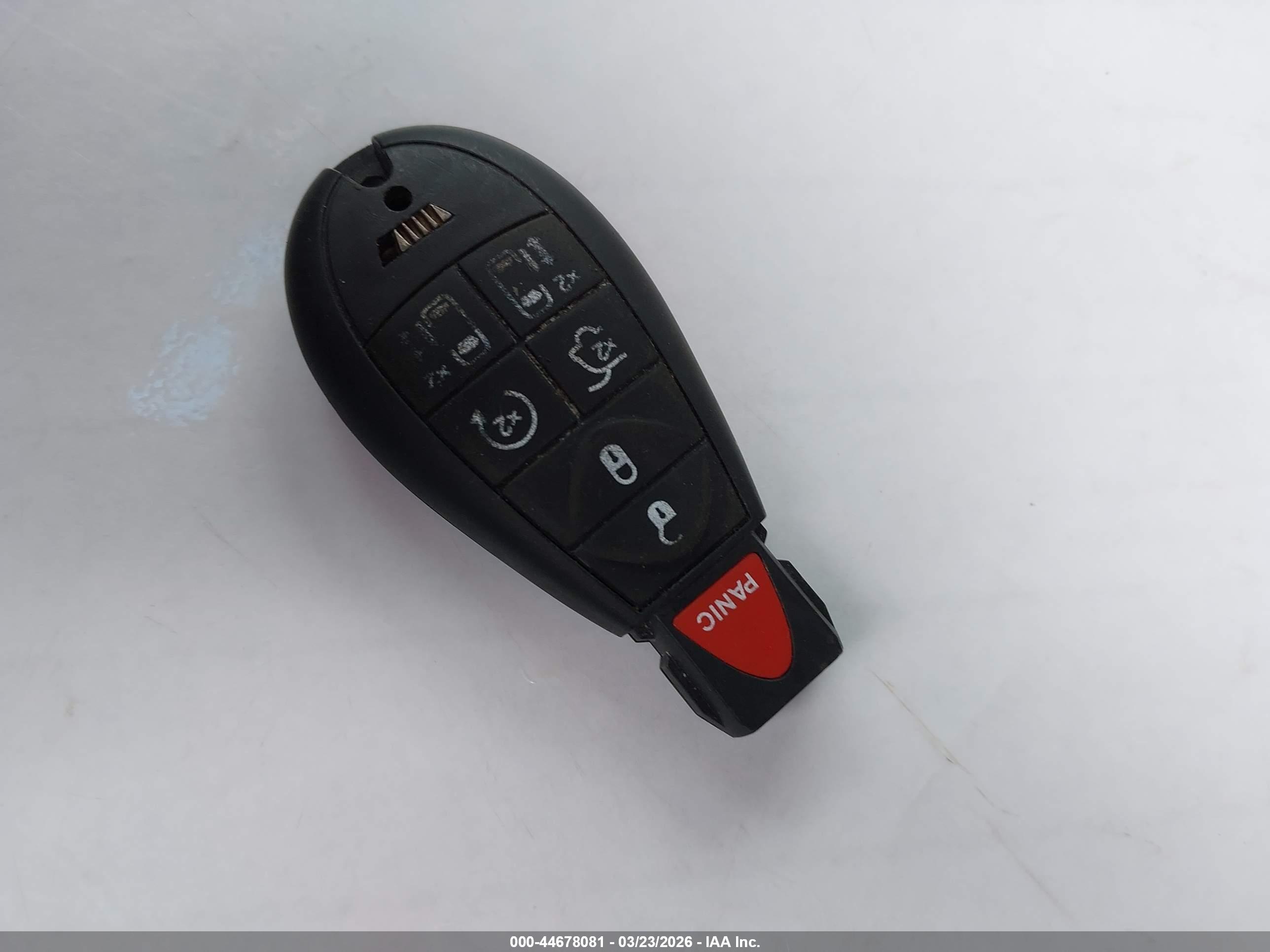 CHRYSLER TOWN image 11