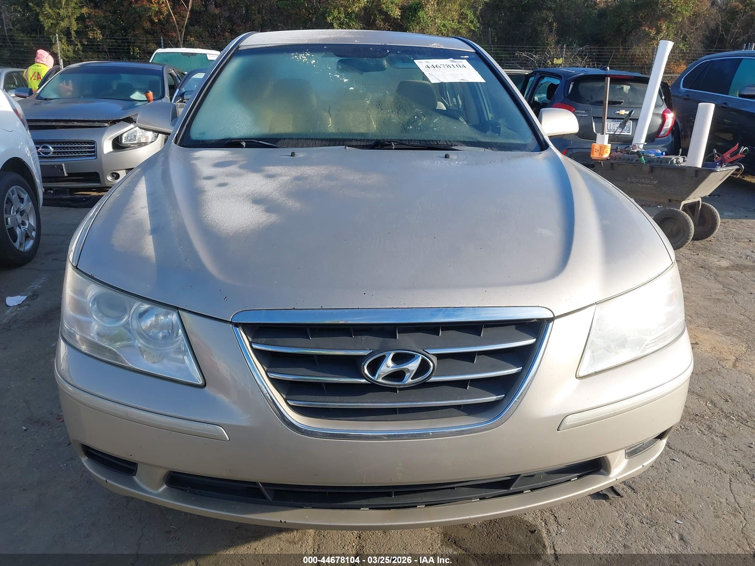 HYUNDAI SONATA image 6