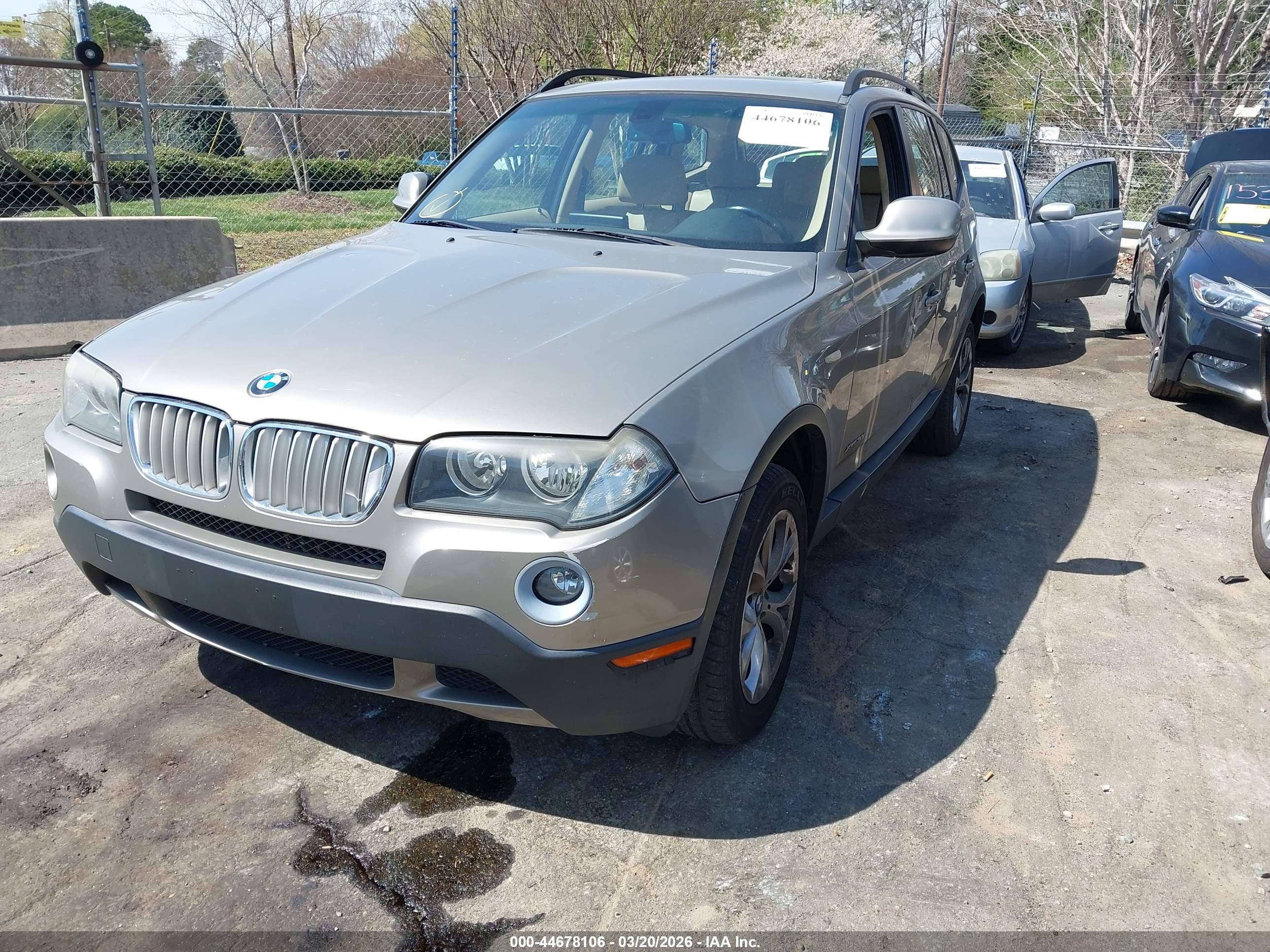 BMW X3 image 2
