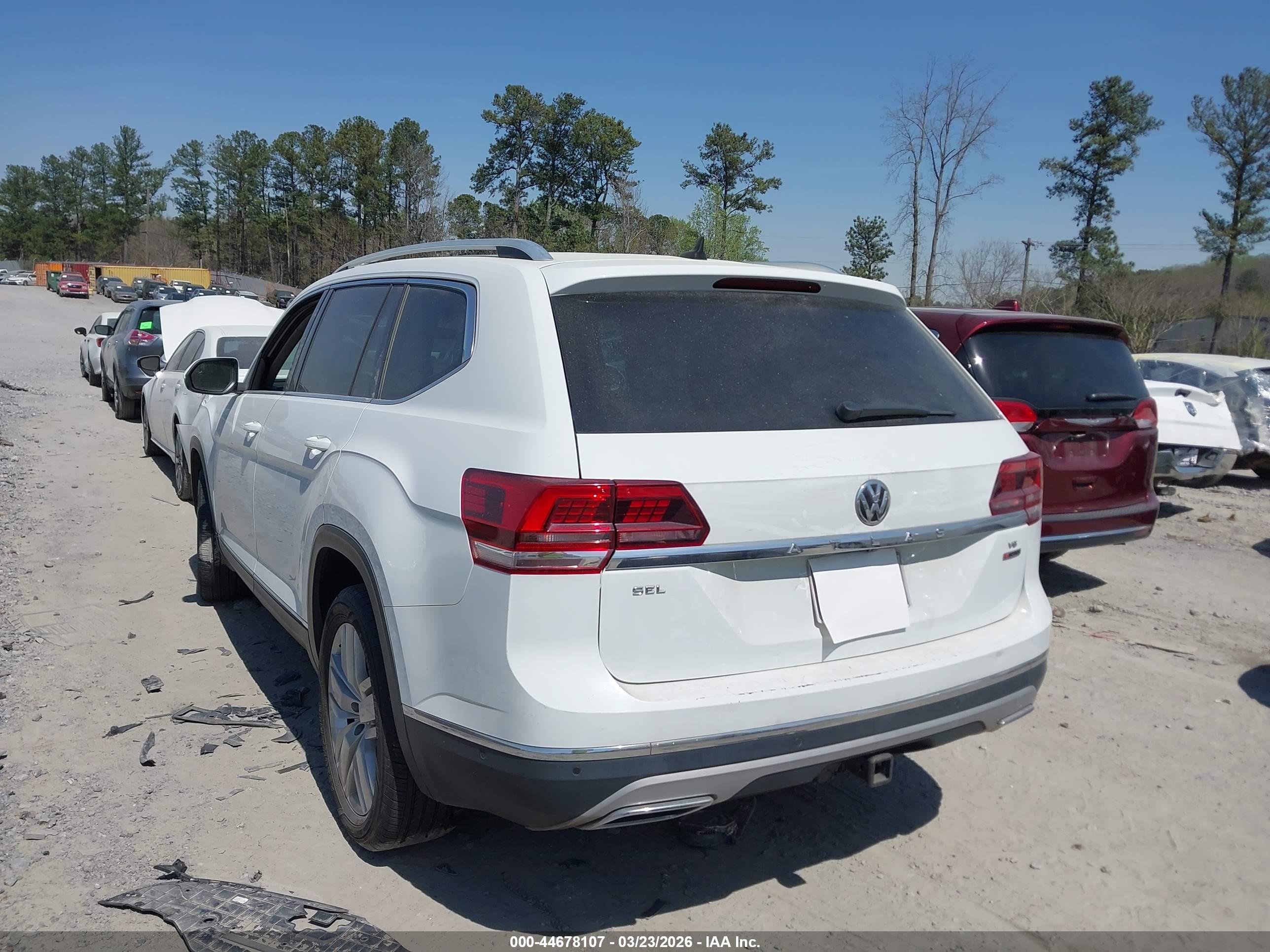 VOLKSWAGEN ATLAS image 3