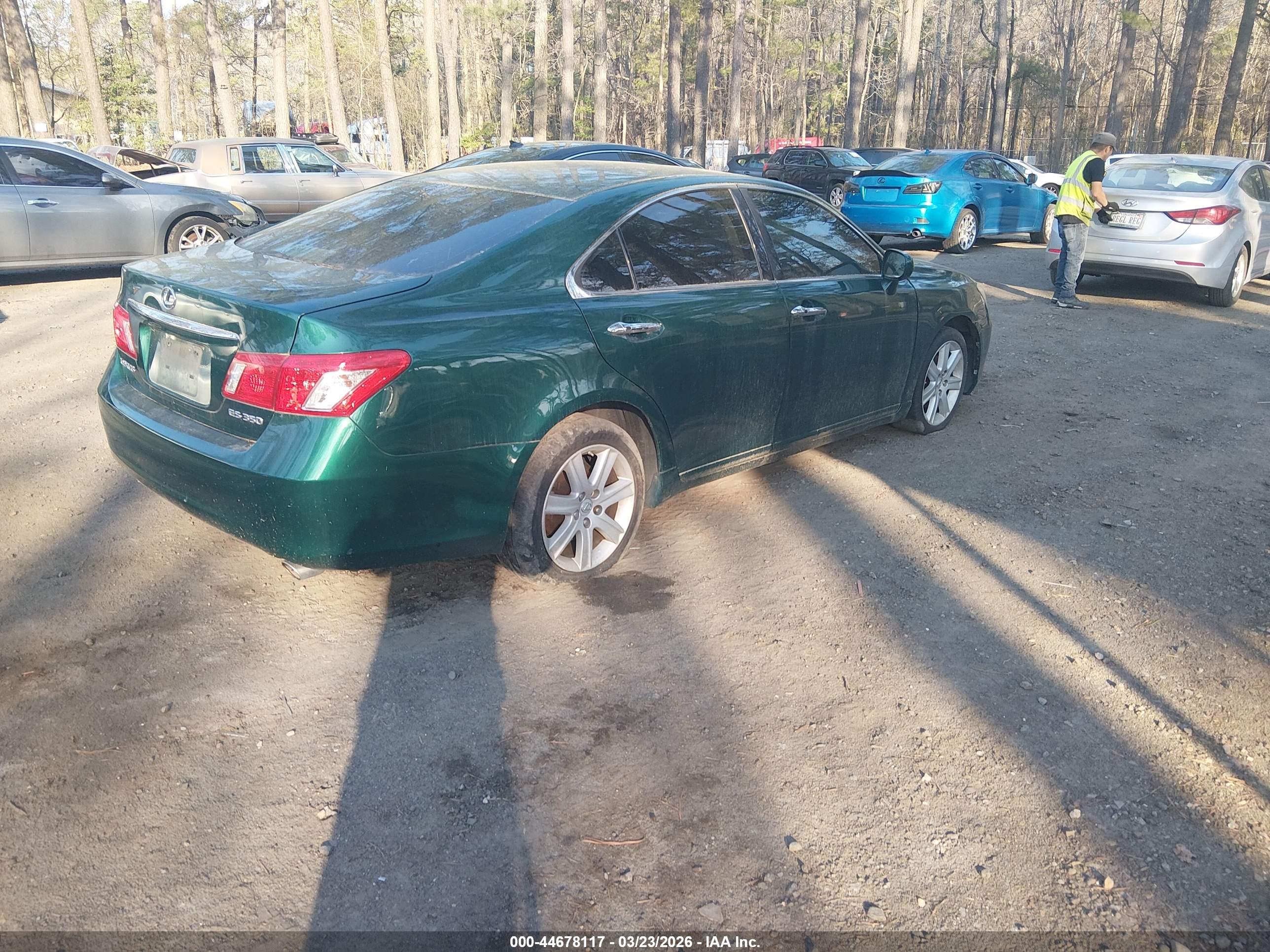 LEXUS ES image 4
