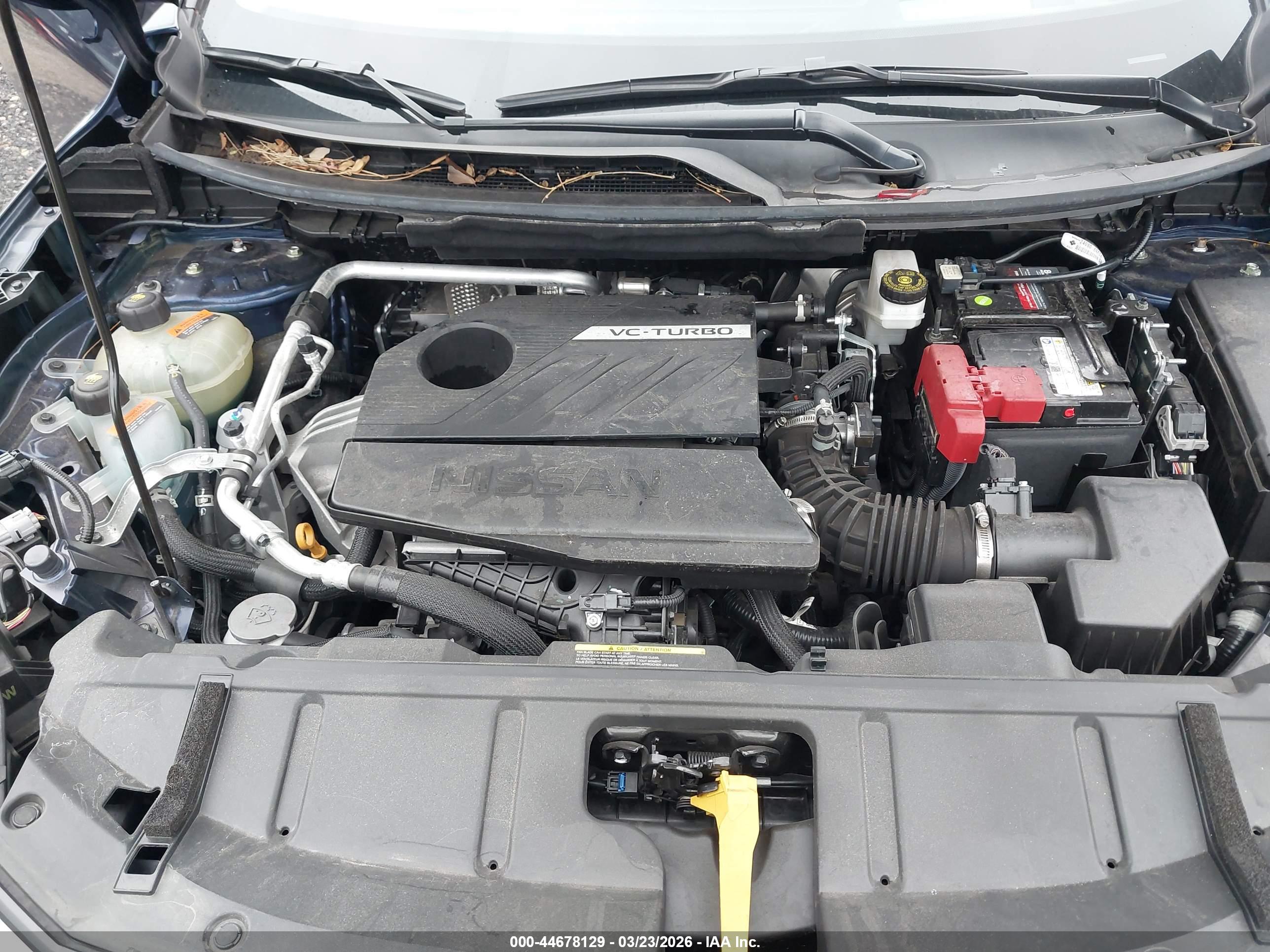 NISSAN ROGUE image 10