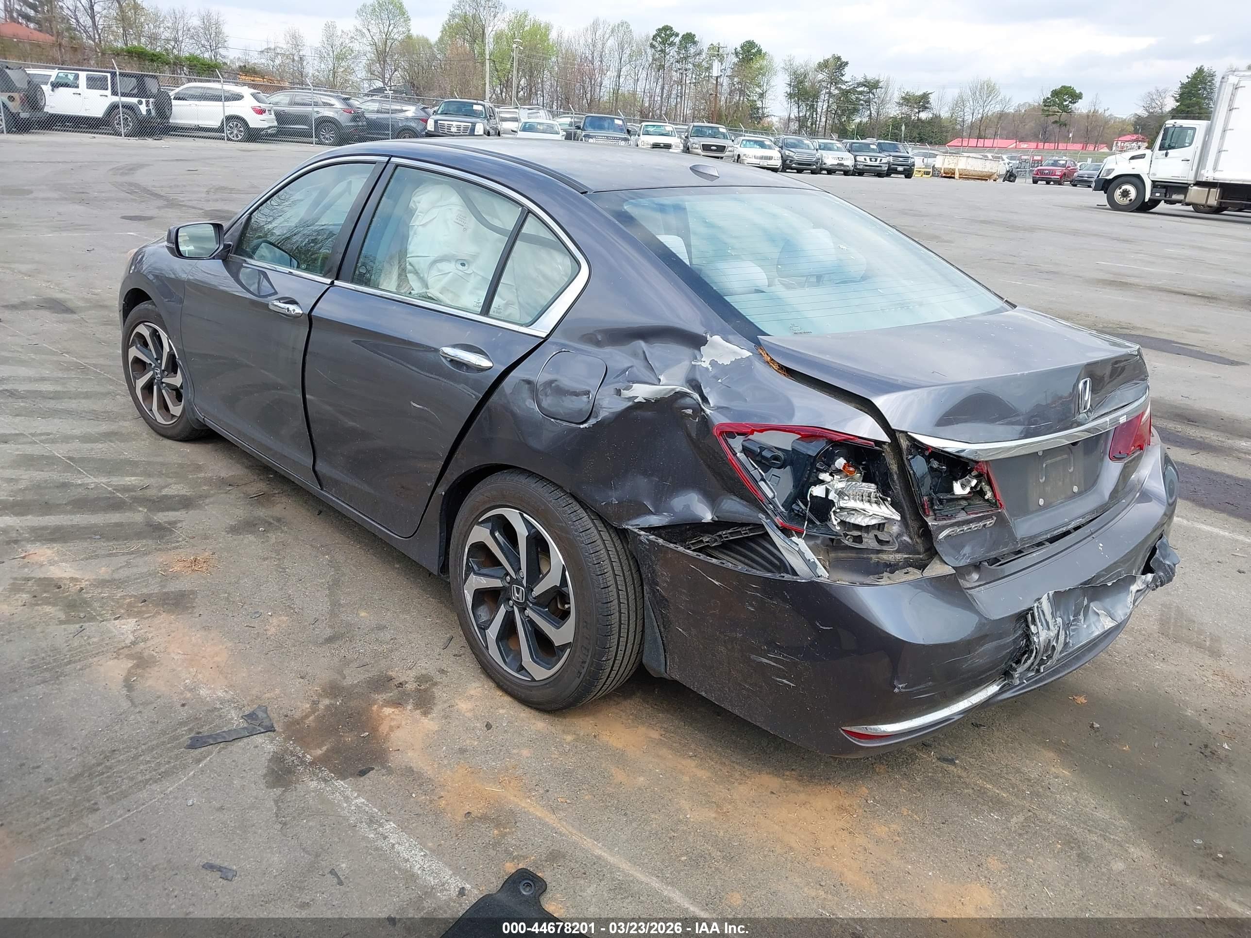 HONDA ACCORD image 3
