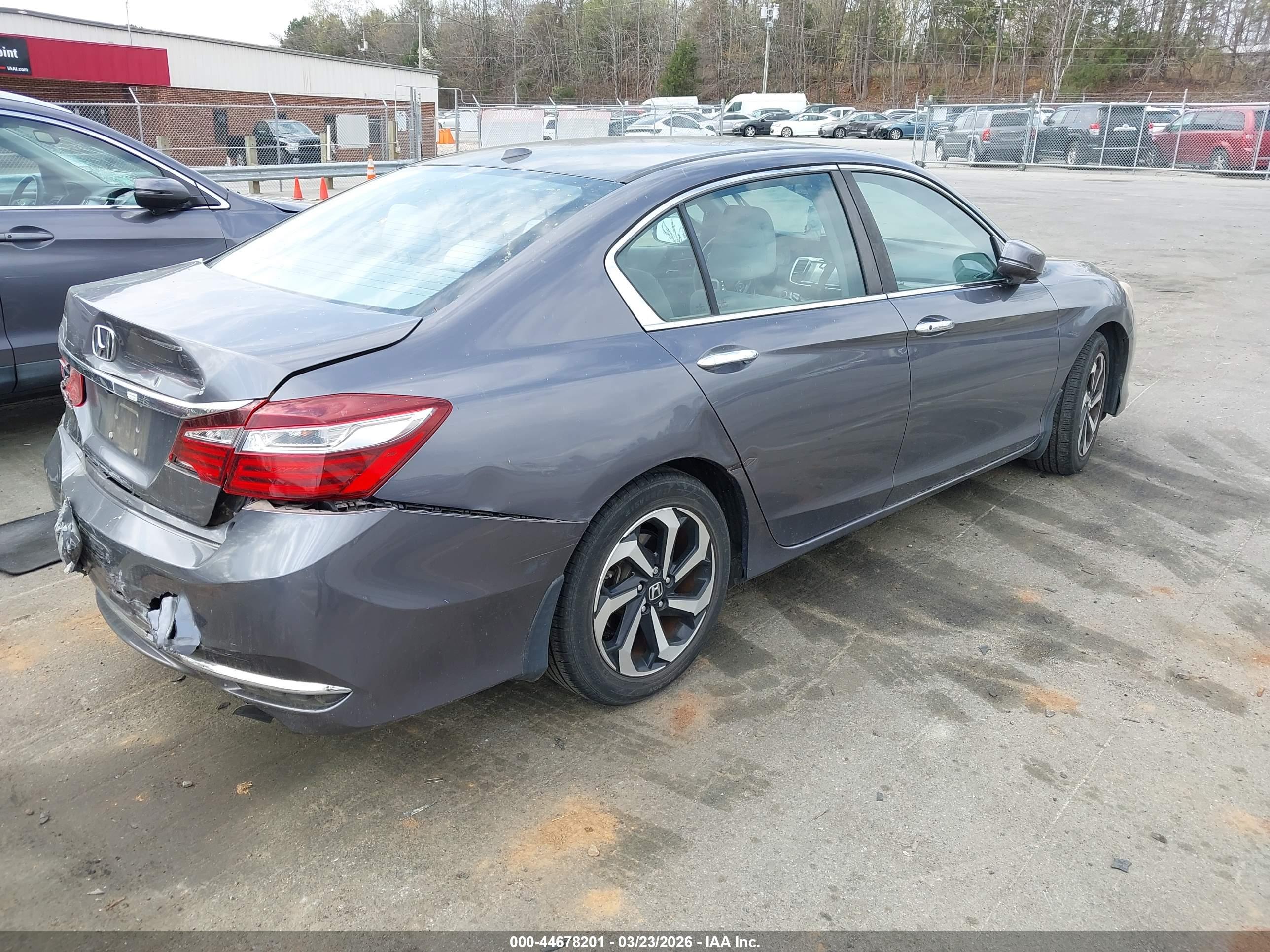HONDA ACCORD image 4