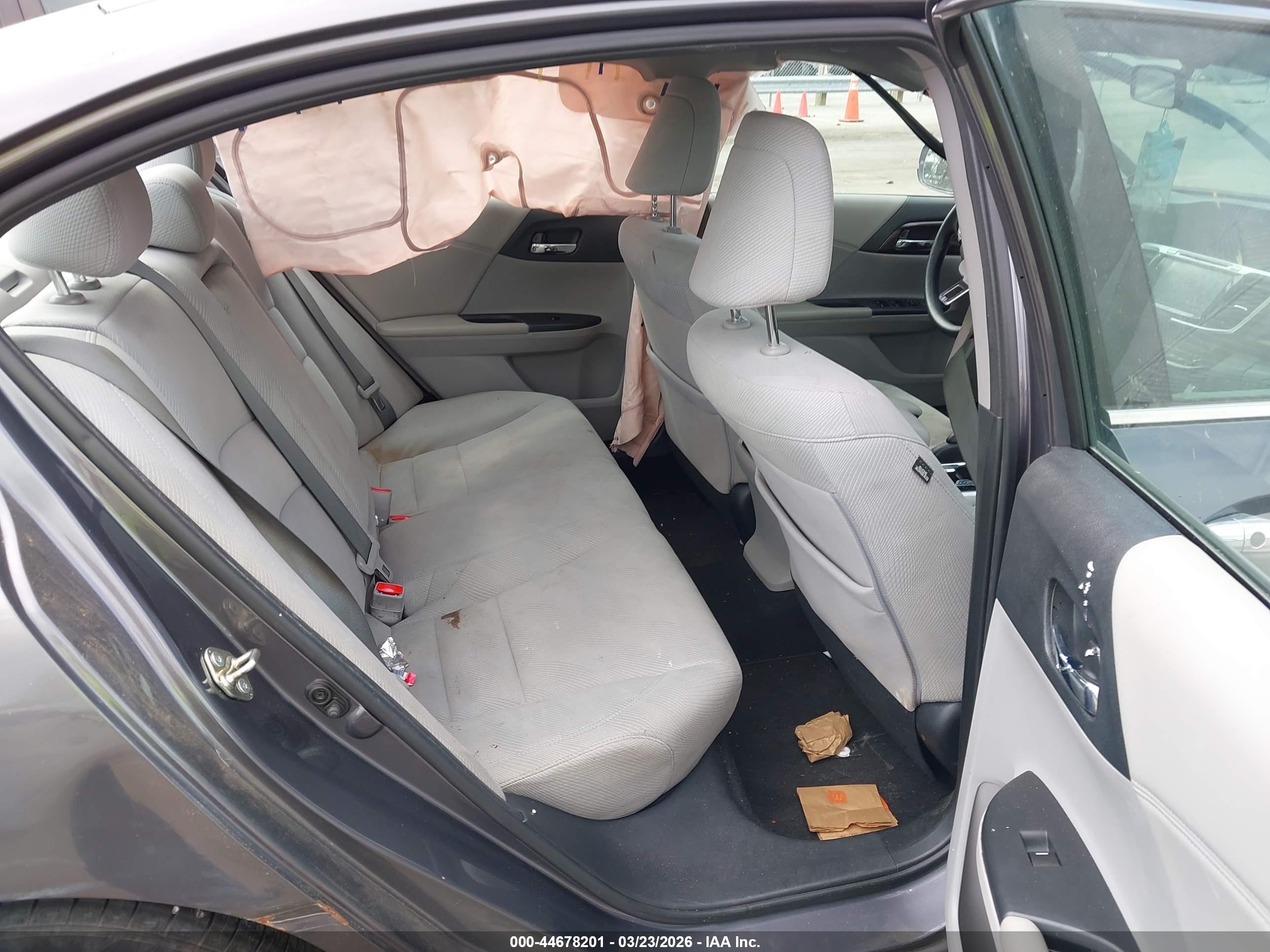 HONDA ACCORD image 8
