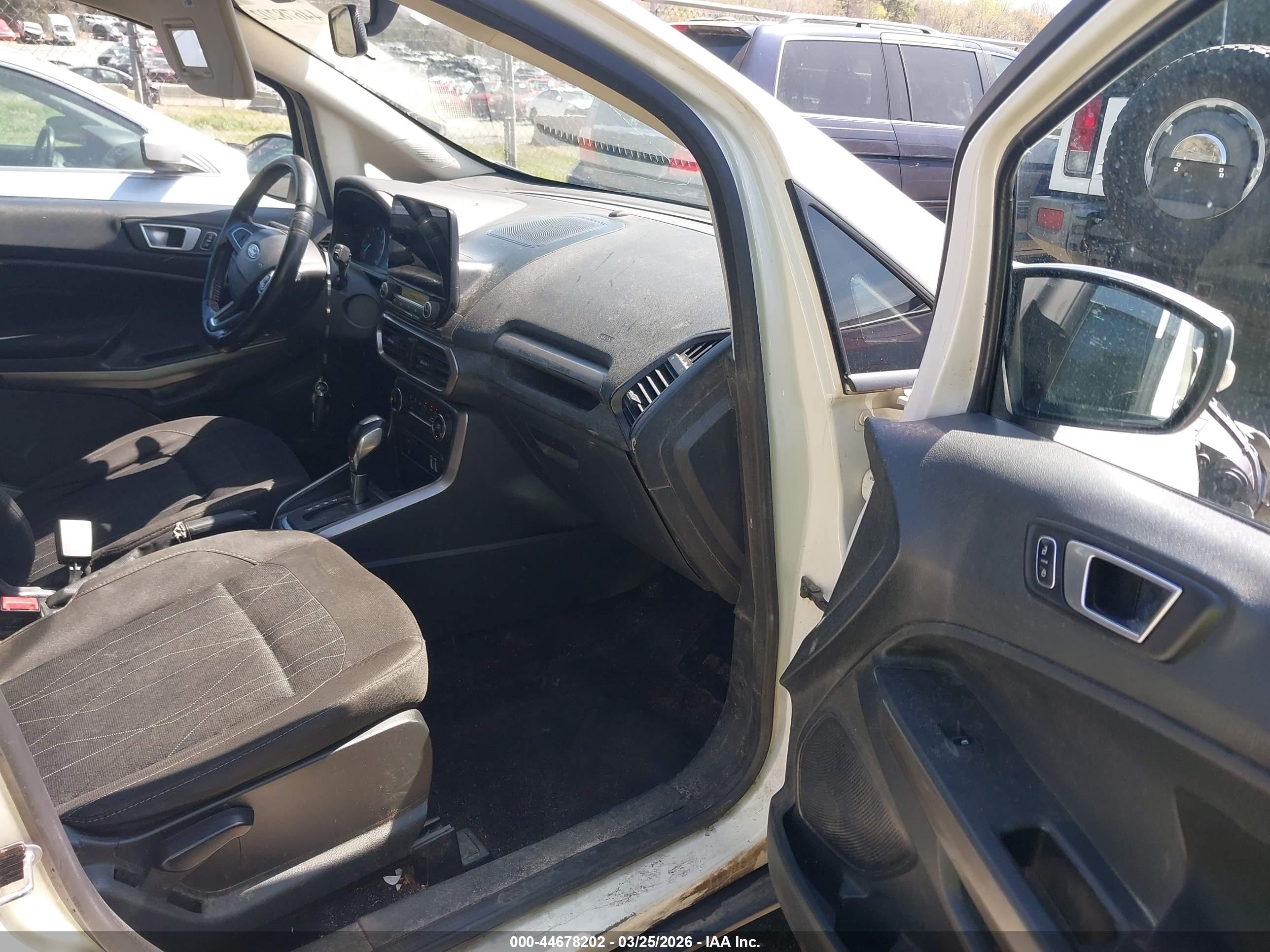 FORD ECOSPORT image 5