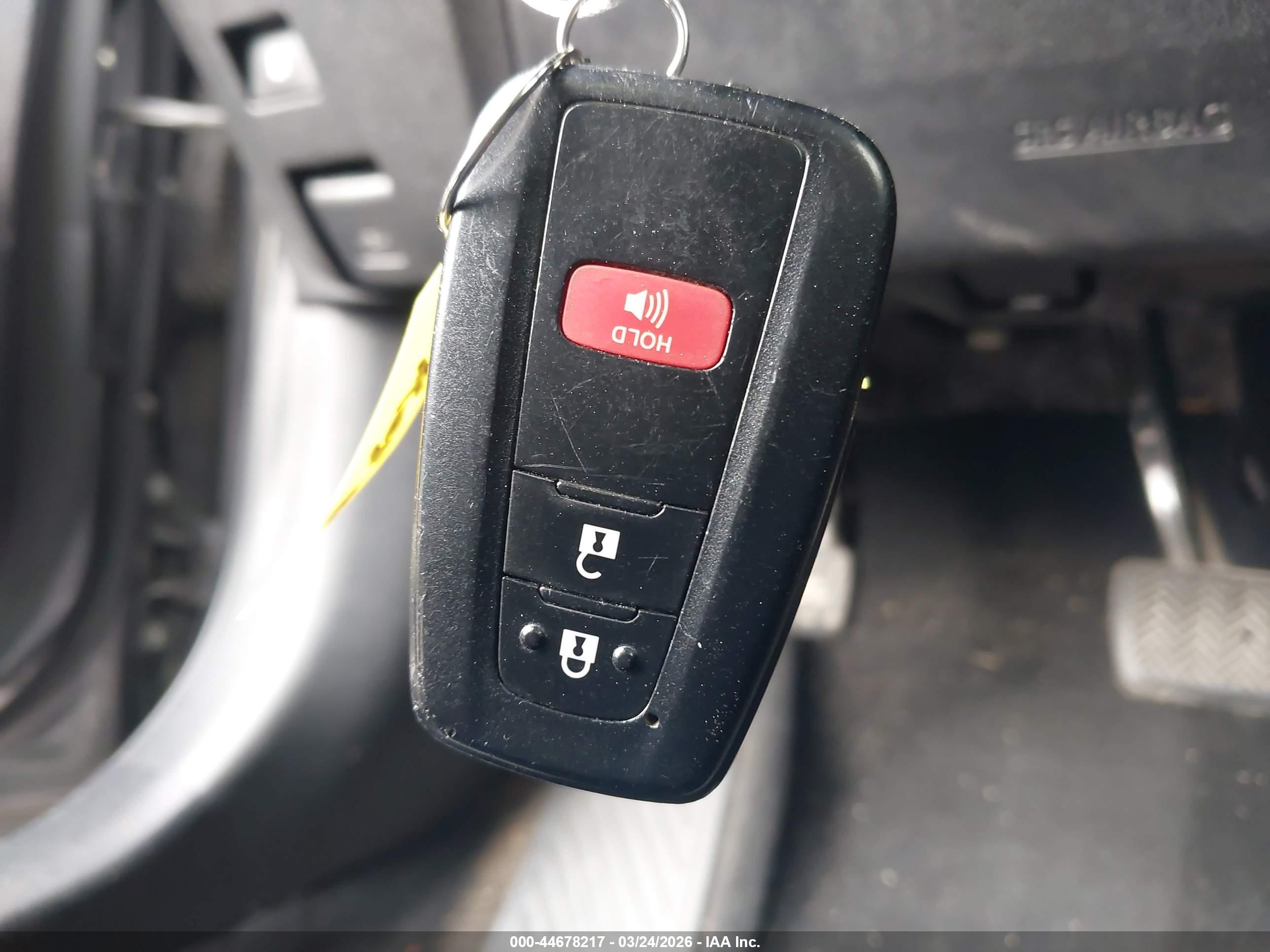 TOYOTA PRIUS image 11