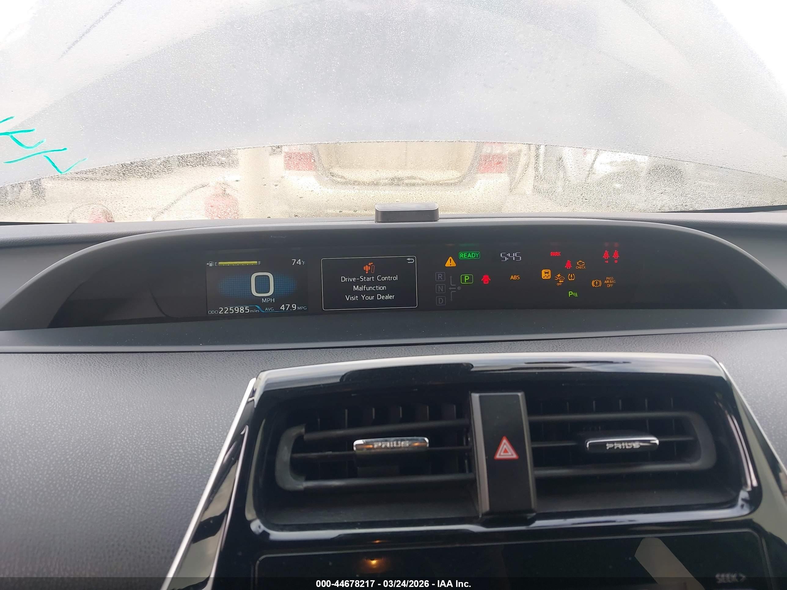 TOYOTA PRIUS image 7