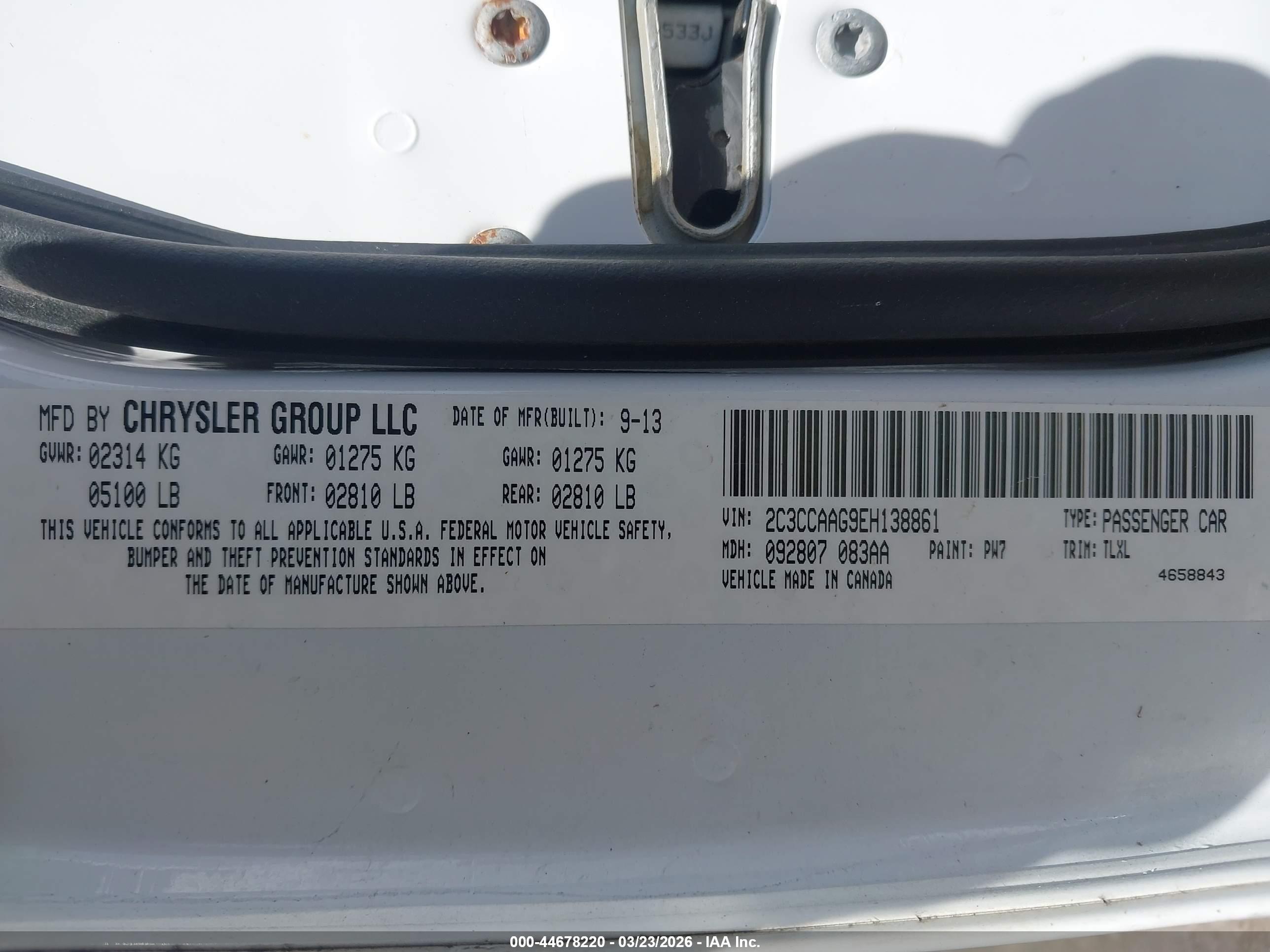 CHRYSLER 300 image 9