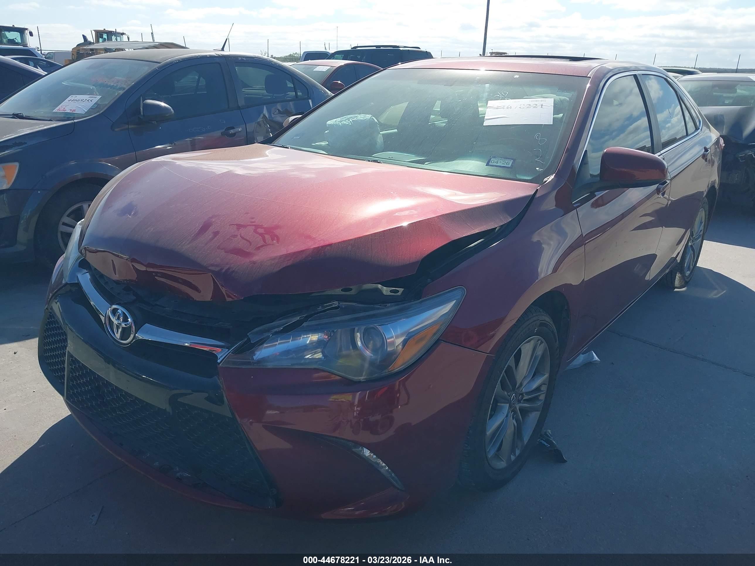 TOYOTA CAMRY image 2