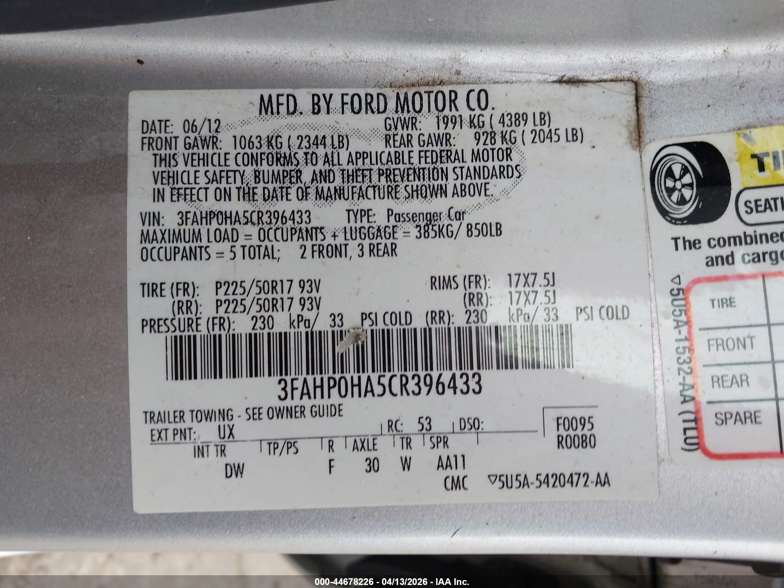 FORD FUSION image 9