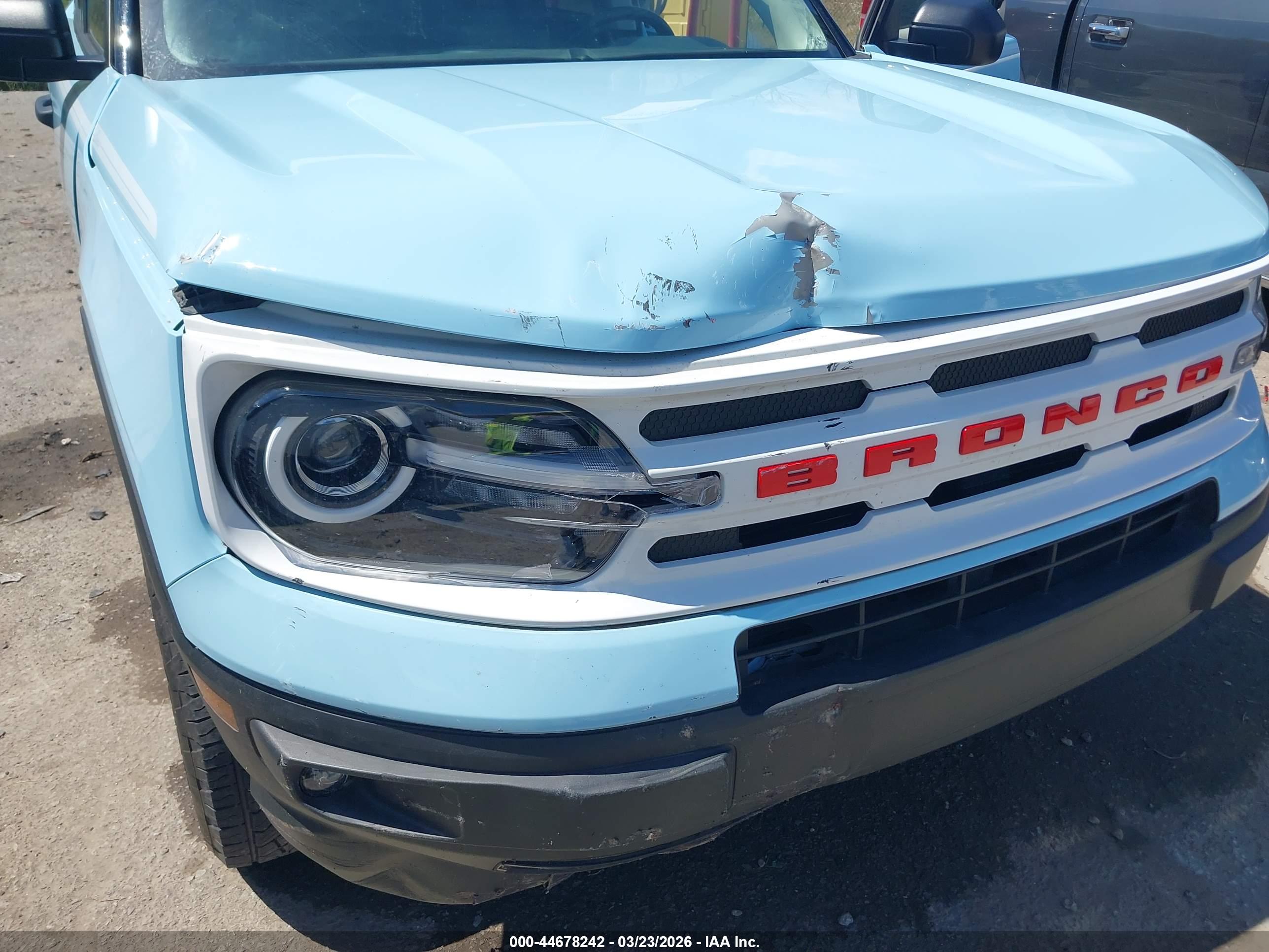 FORD BRONCO image 6