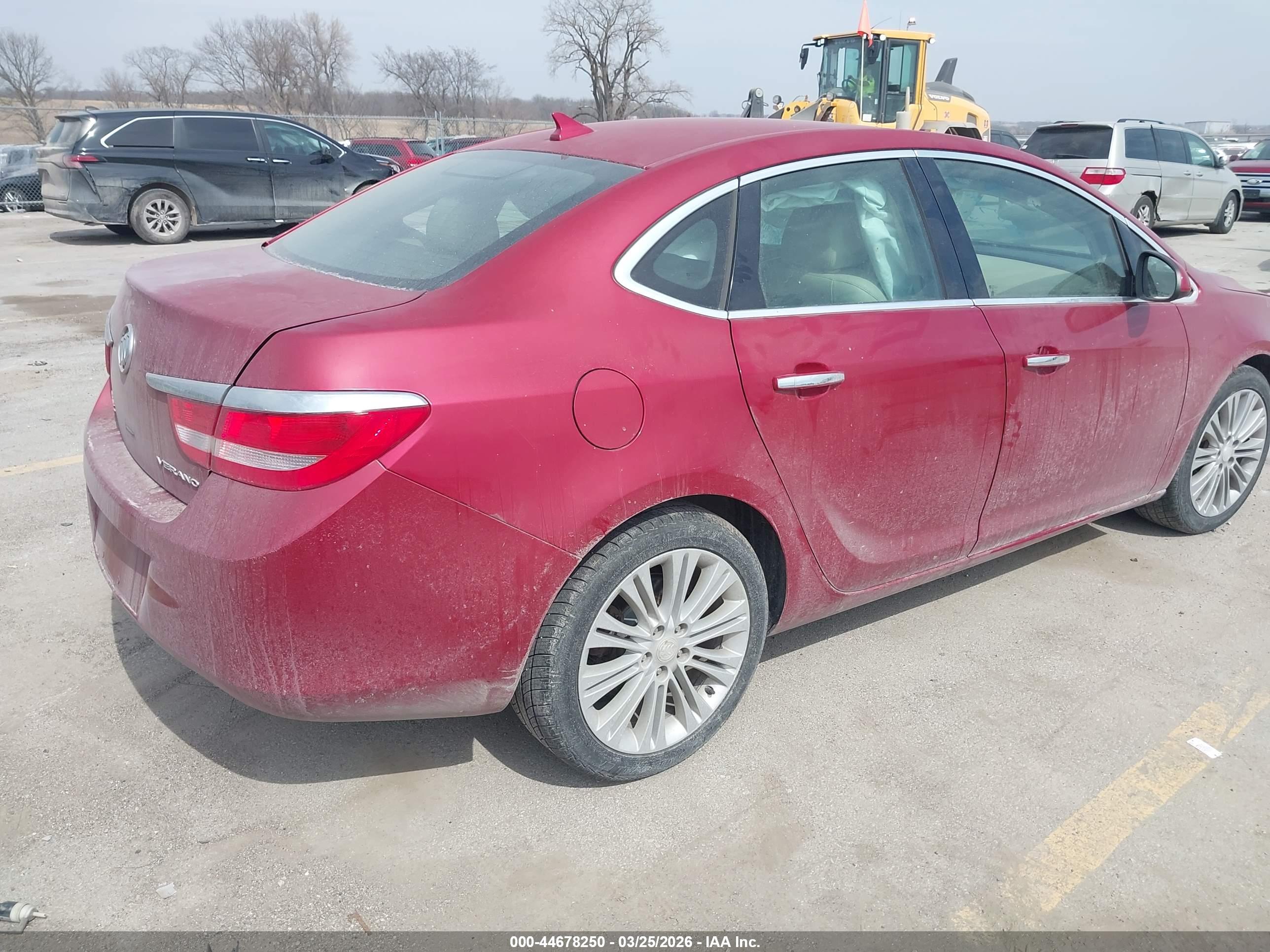 BUICK VERANO image 4