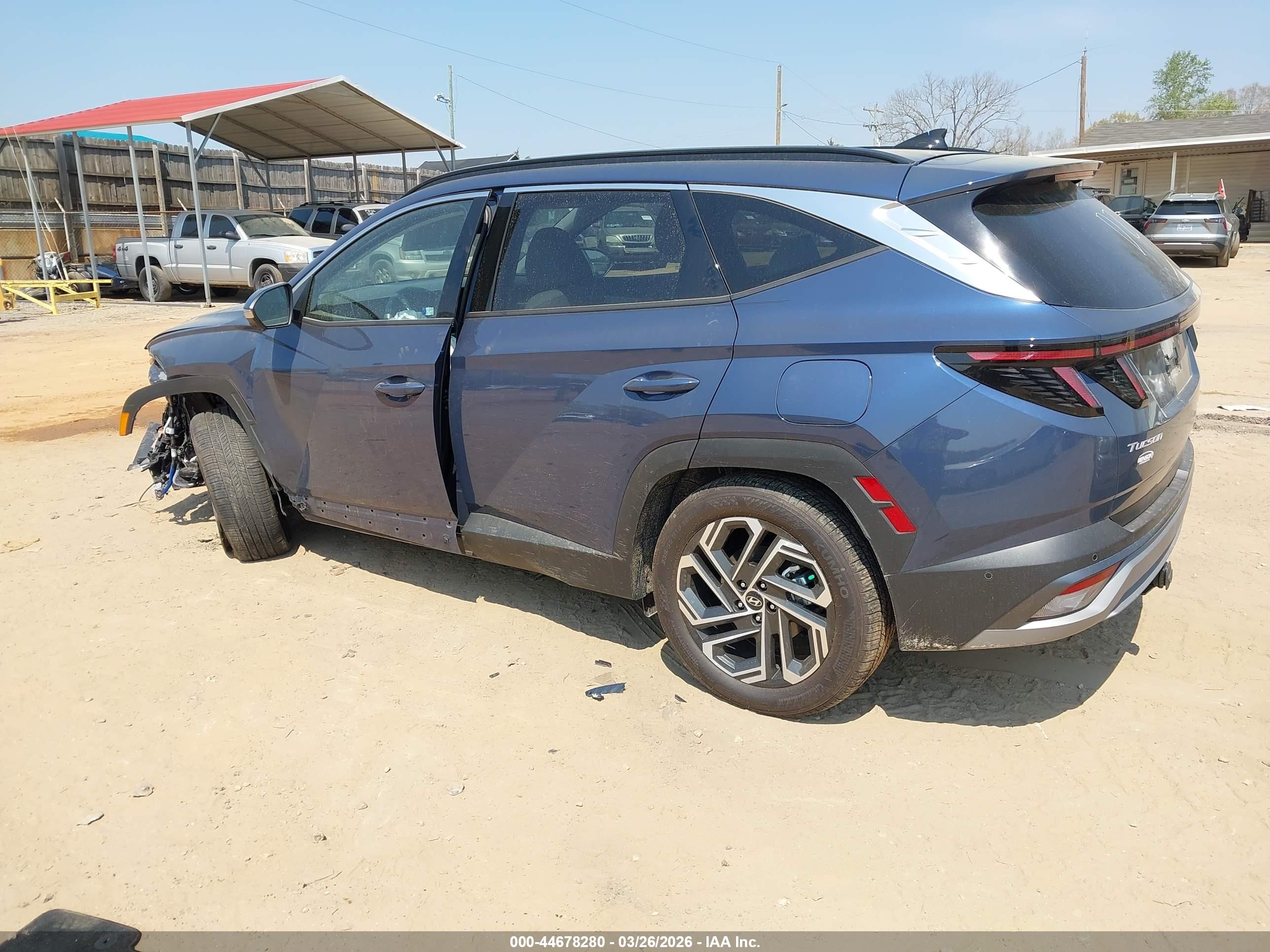 HYUNDAI TUCSON image 3