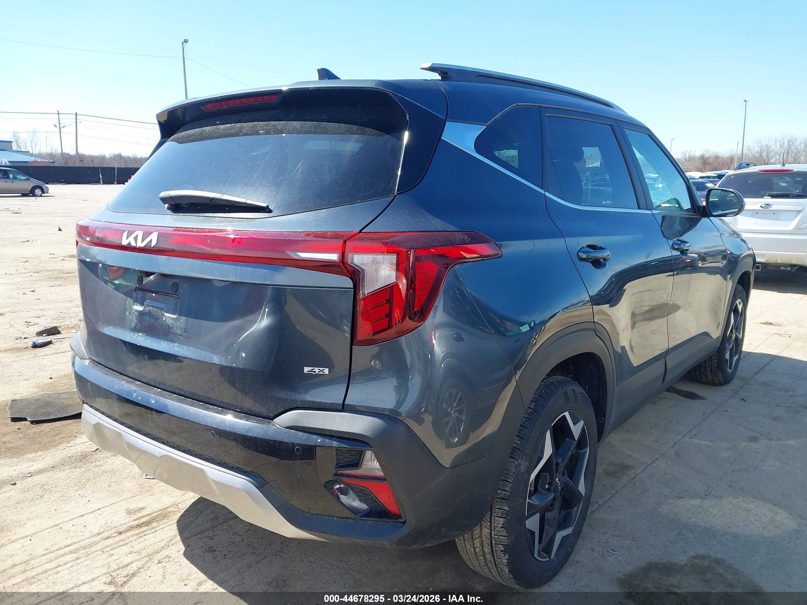 KIA SELTOS image 4