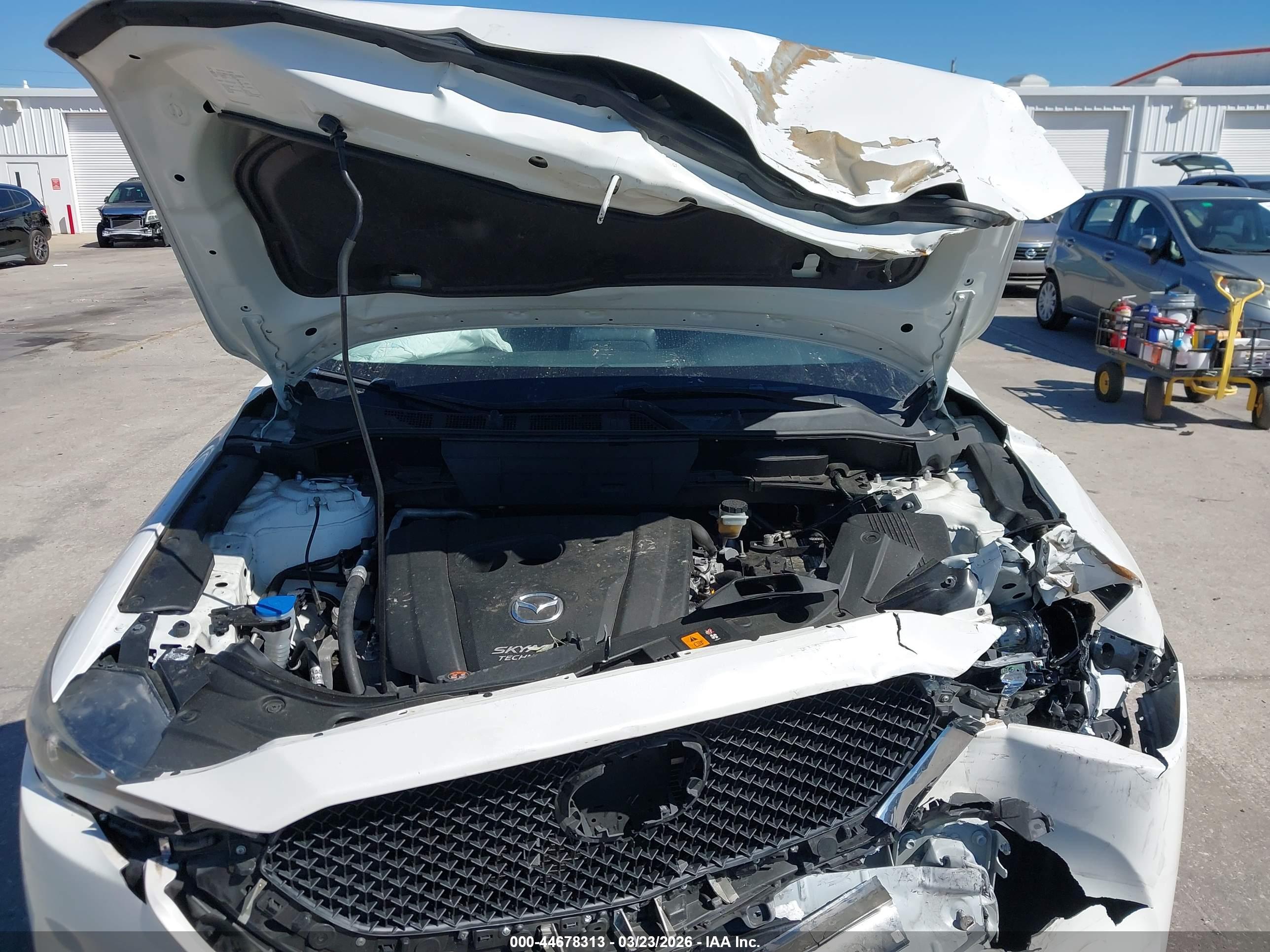 MAZDA CX-5 image 10