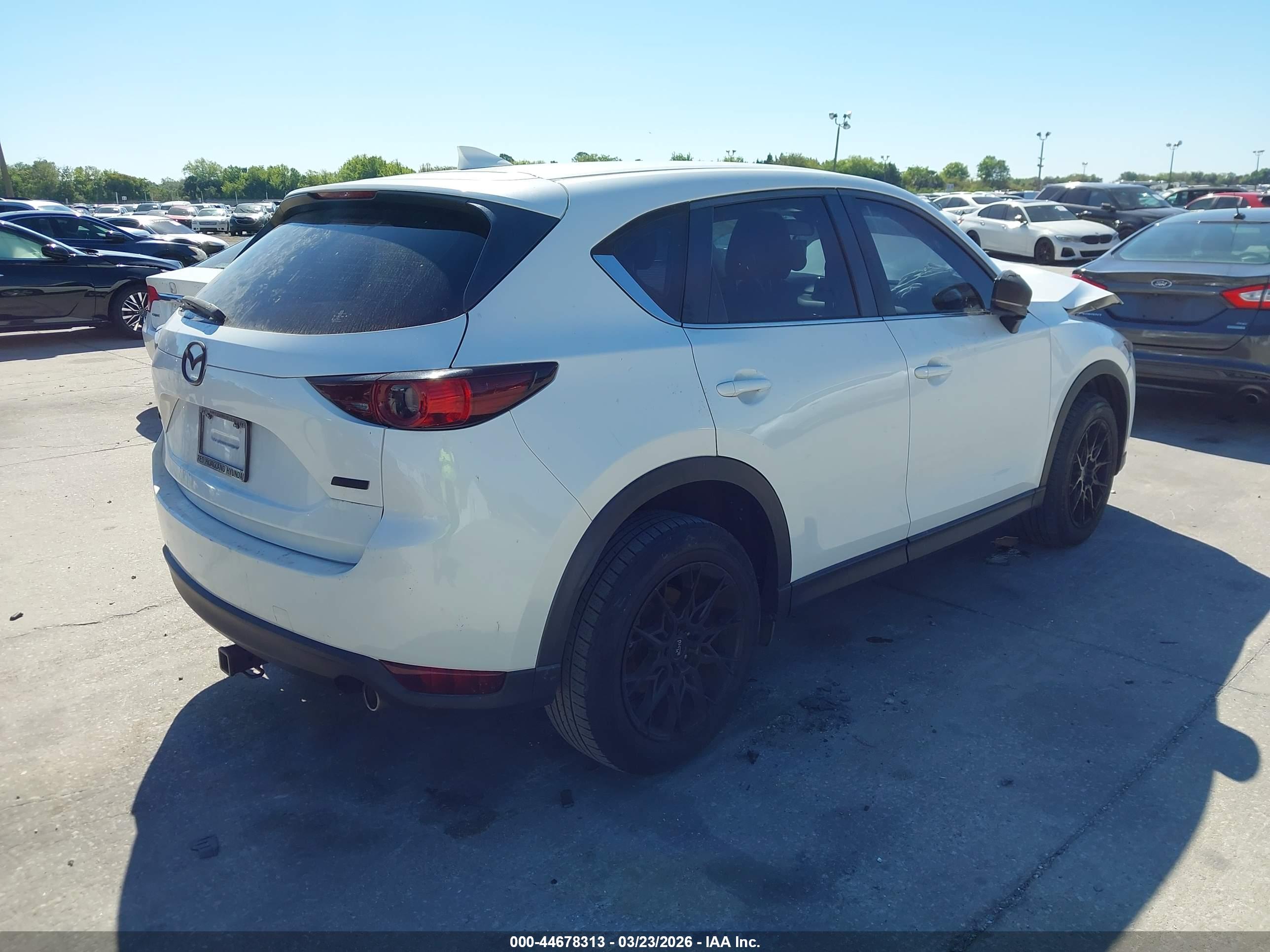 MAZDA CX-5 image 4