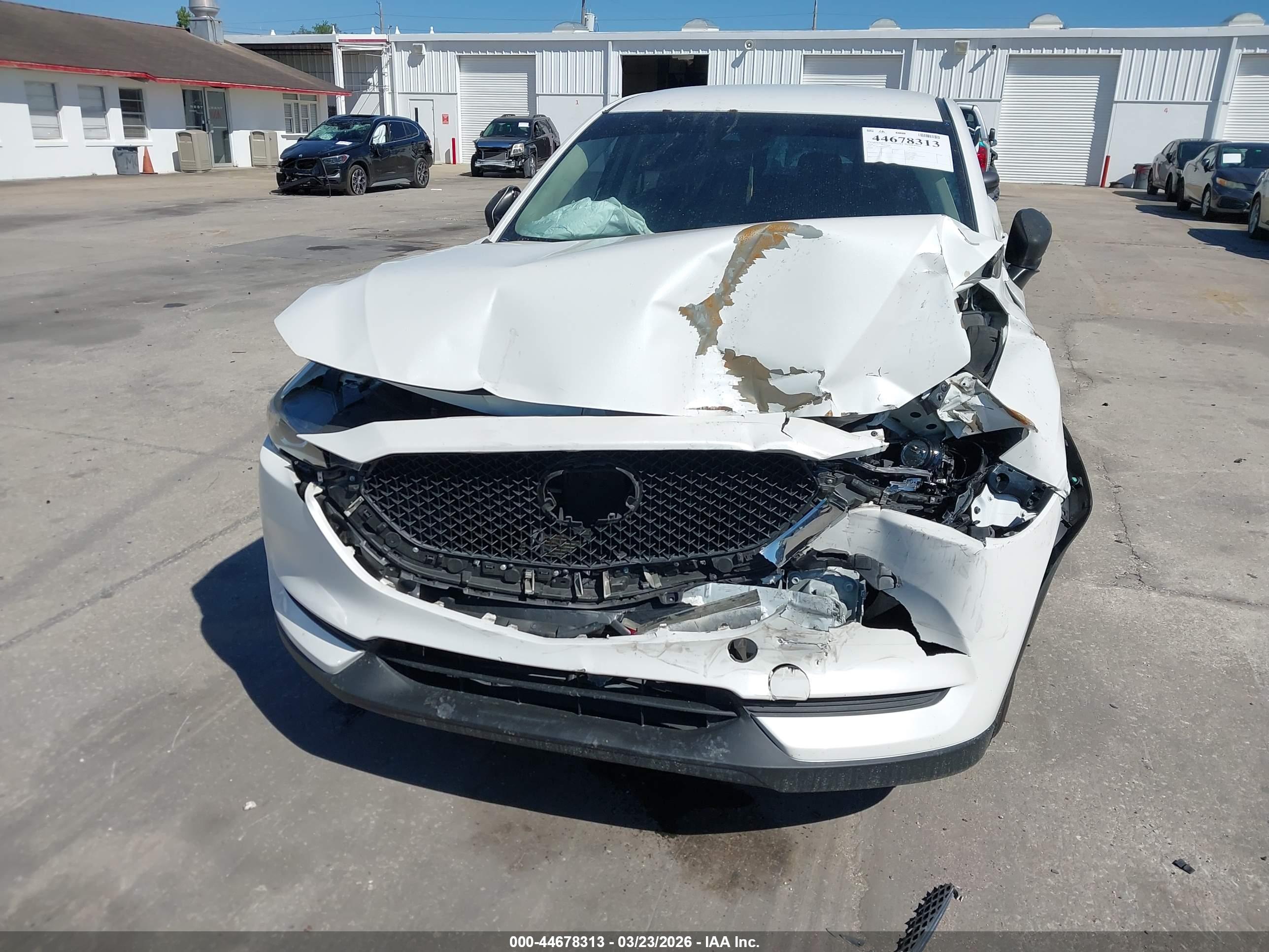 MAZDA CX-5 image 6