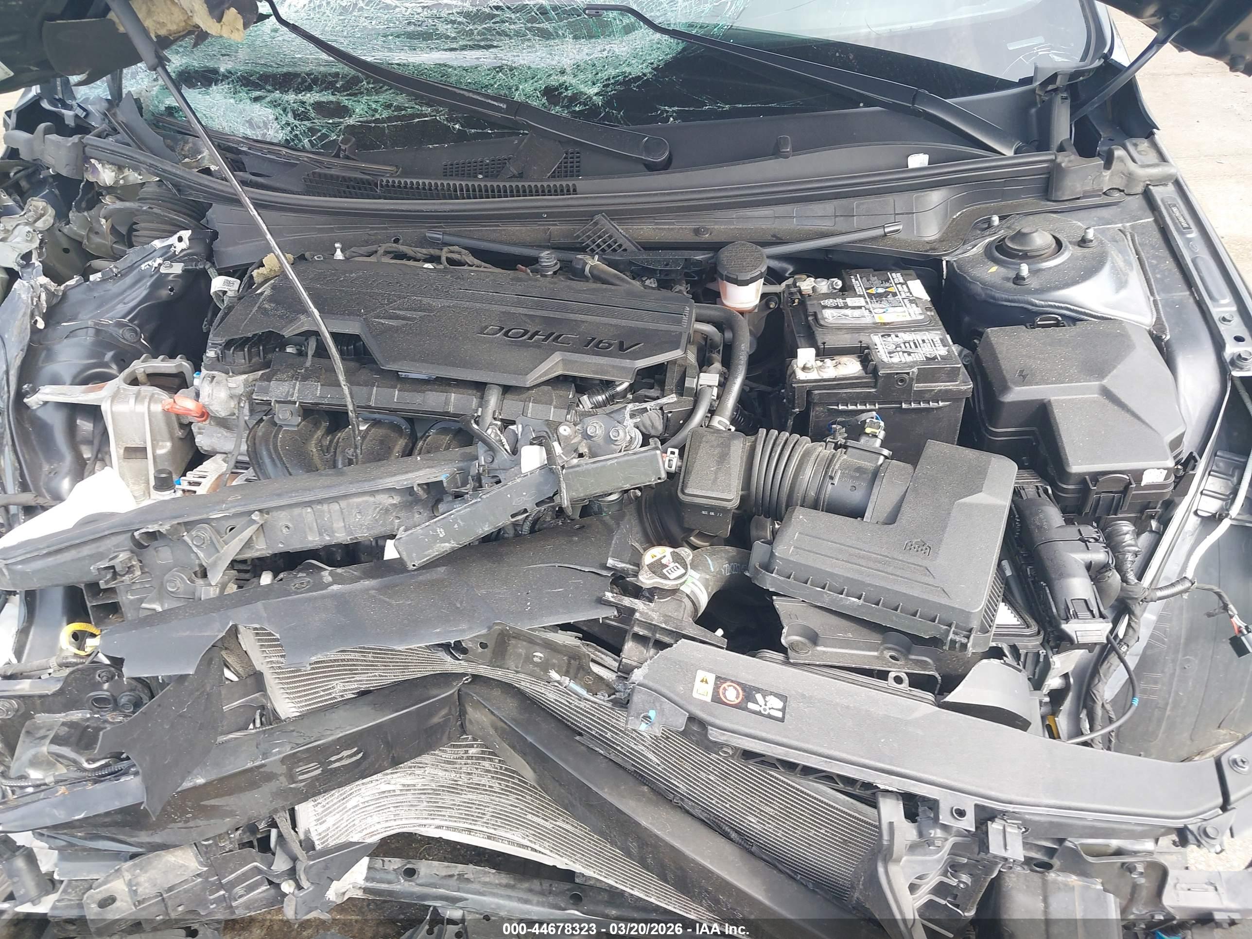 HYUNDAI ELANTRA image 10