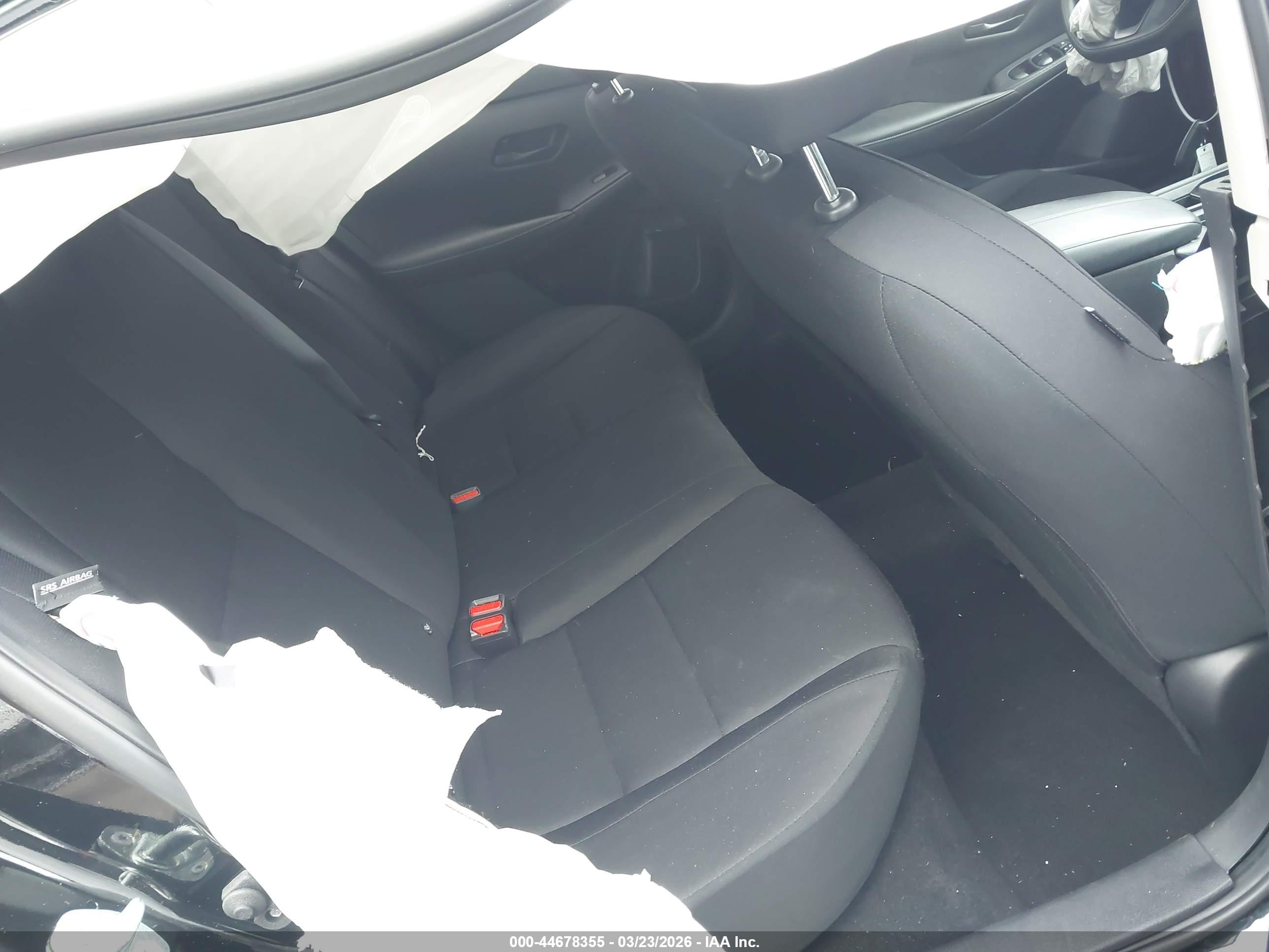 NISSAN SENTRA image 8