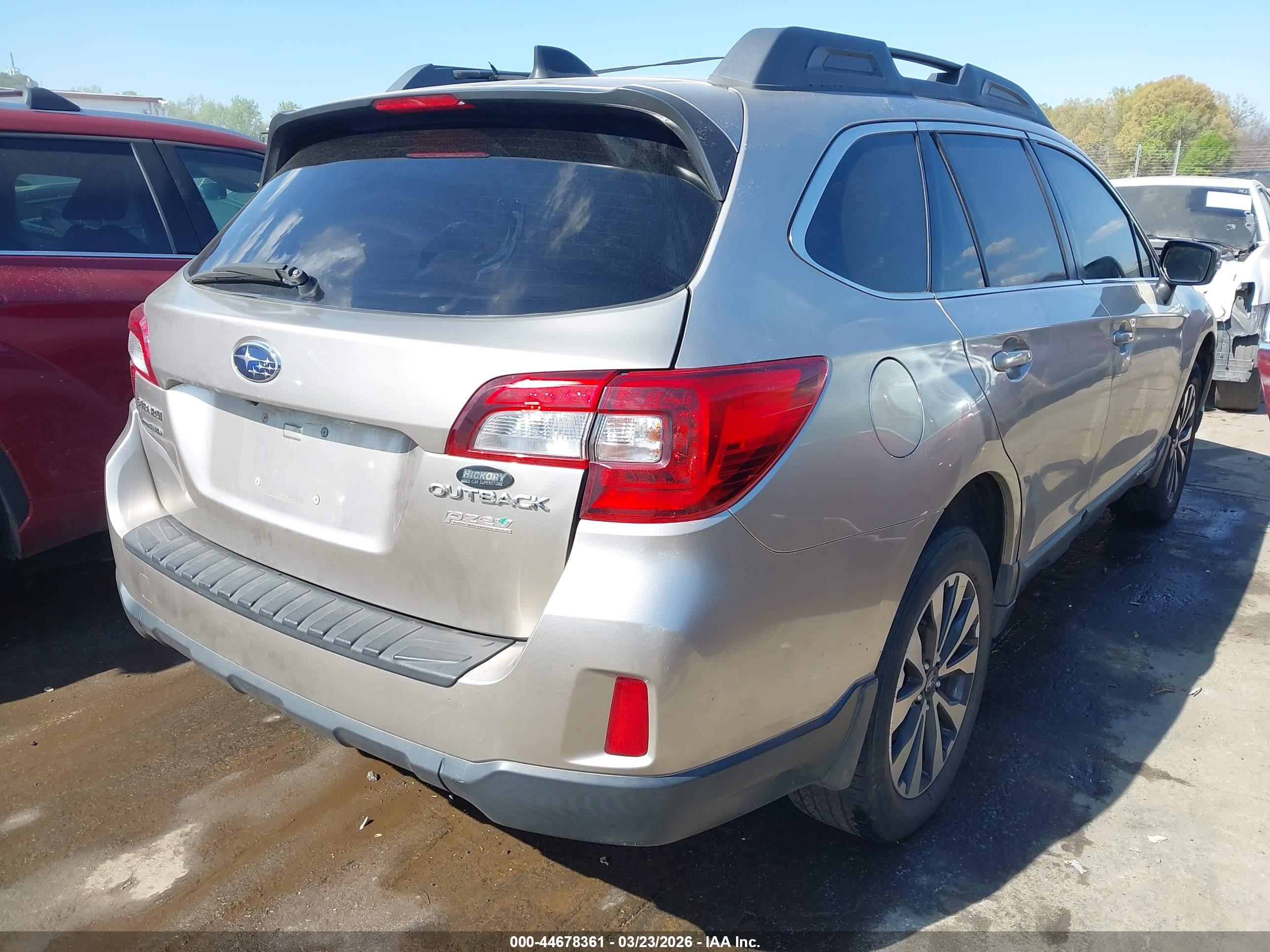 SUBARU OUTBACK image 4