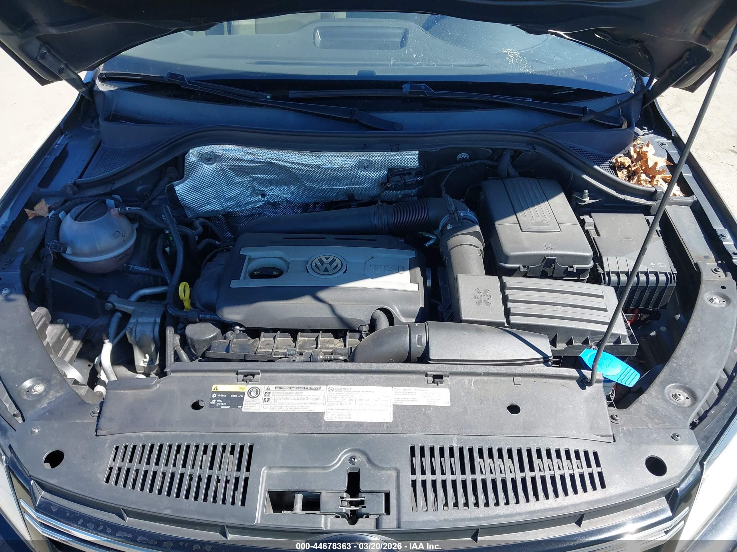 VOLKSWAGEN TIGUAN image 10