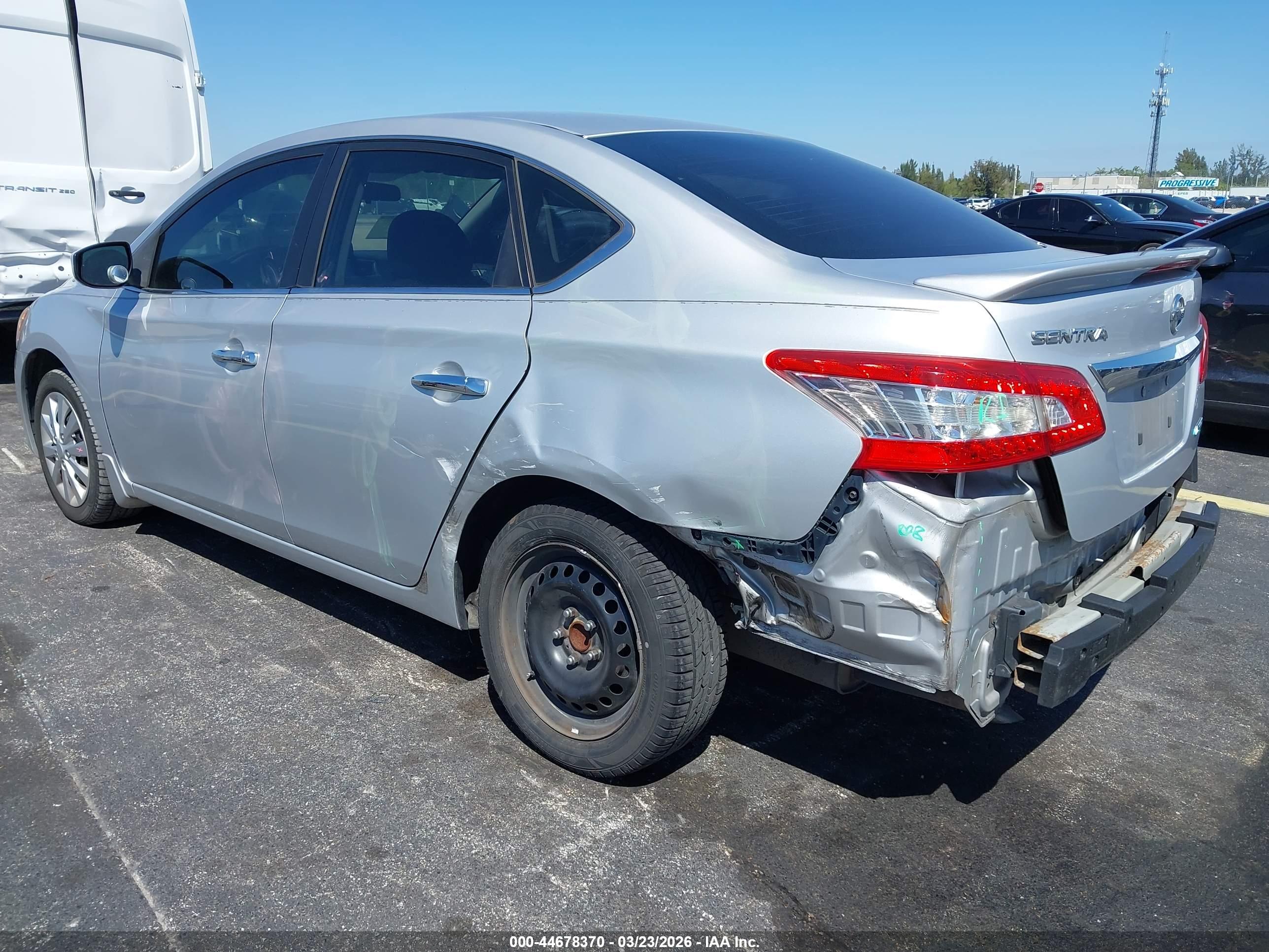NISSAN SENTRA image 3