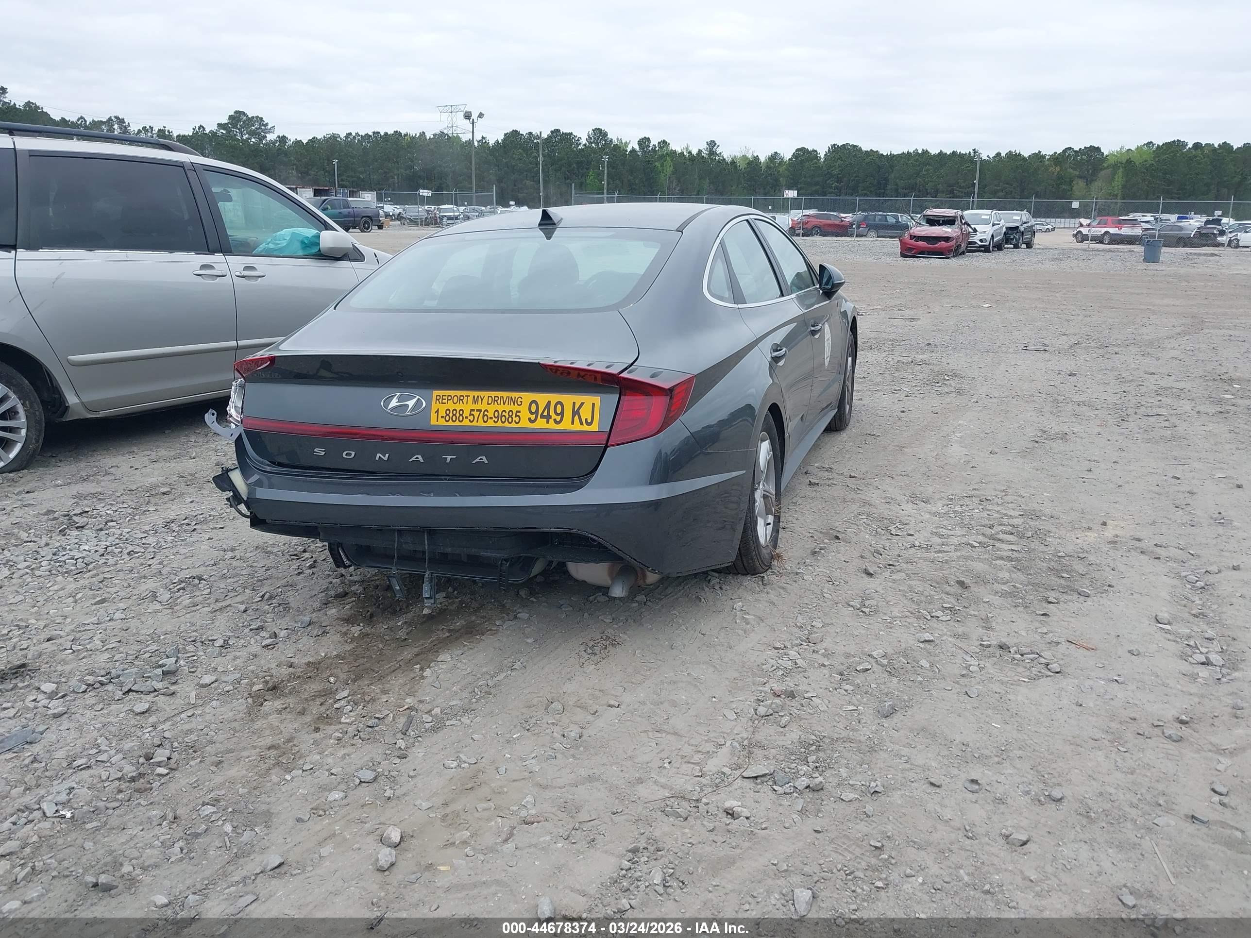 HYUNDAI SONATA image 4