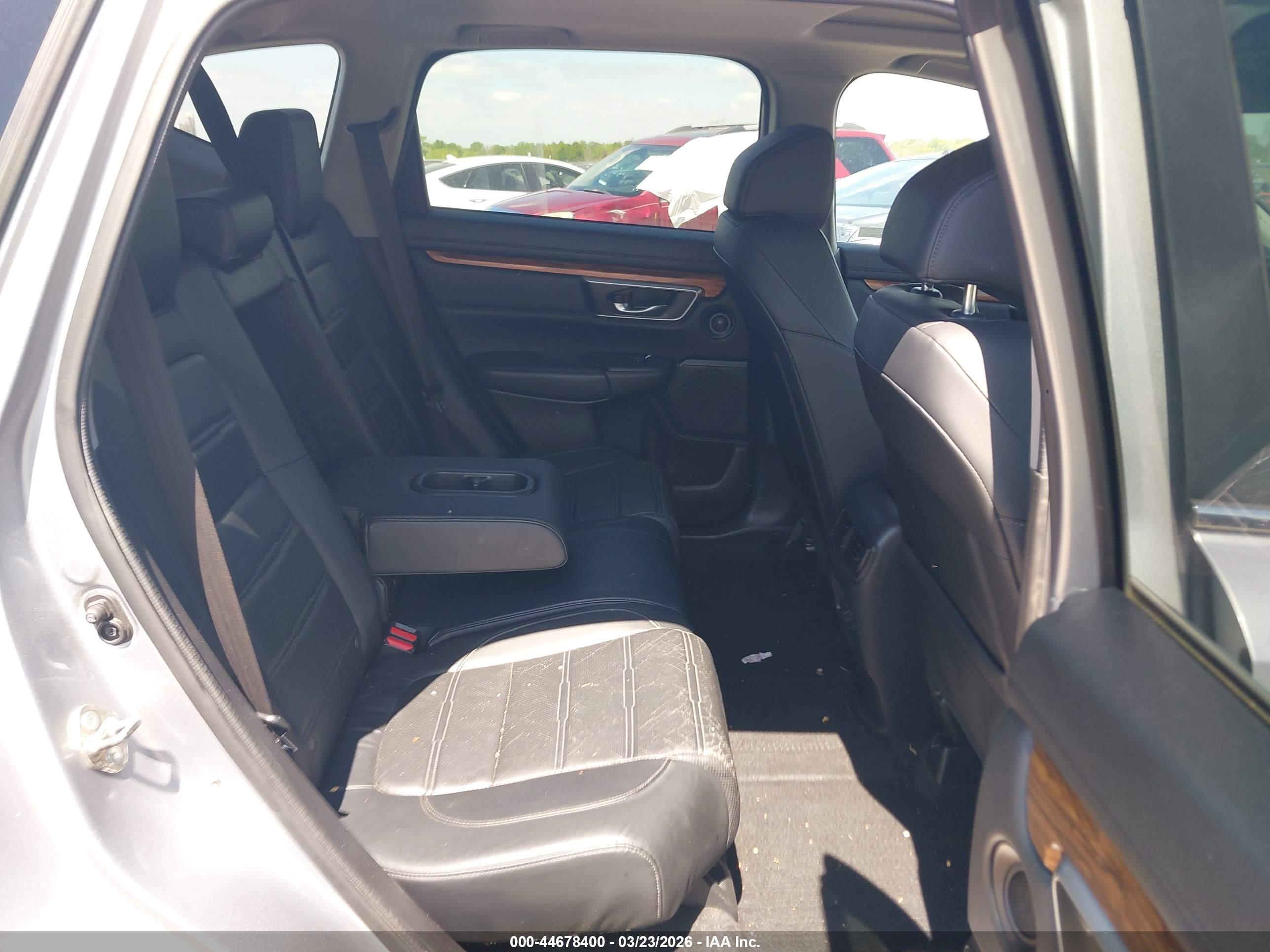 HONDA CR-V image 8