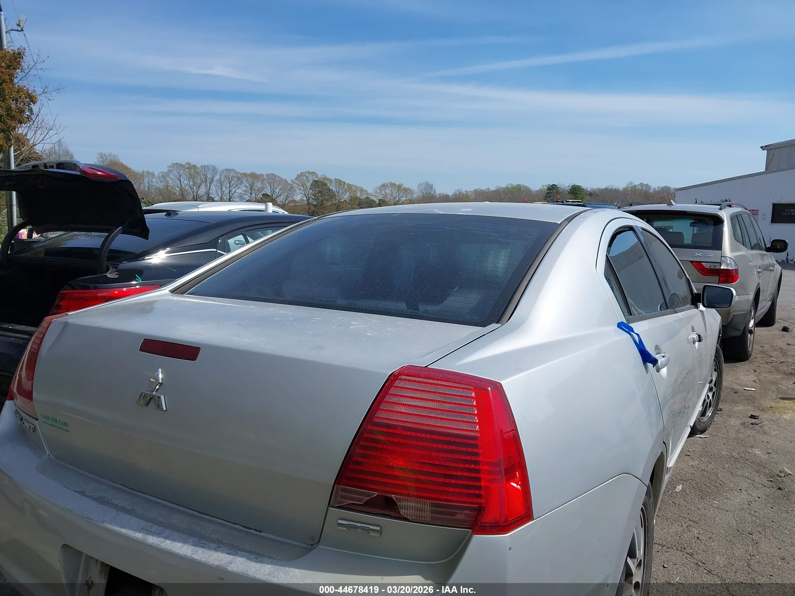 MITSUBISHI GALANT image 4