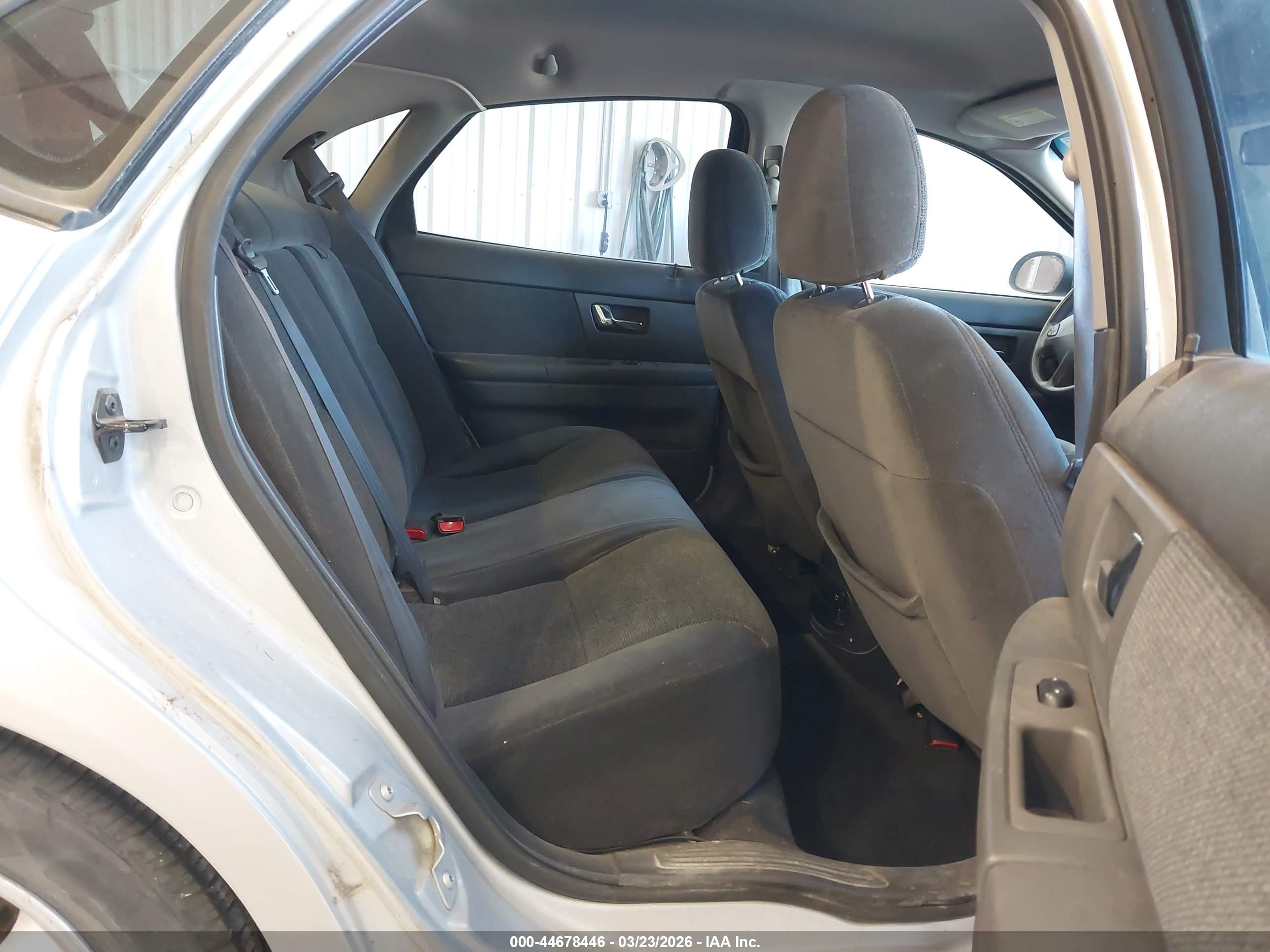FORD TAURUS image 8