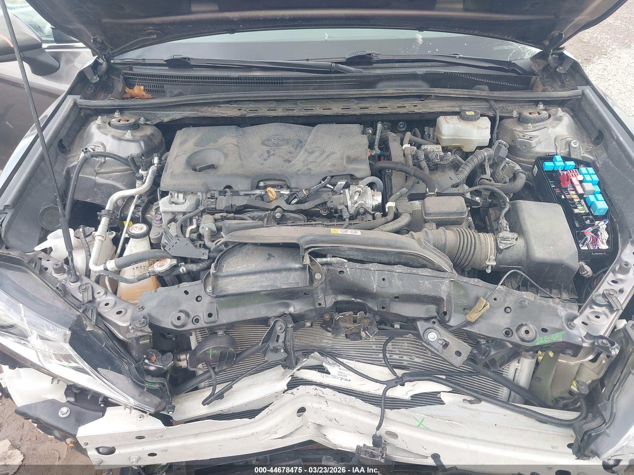 TOYOTA CAMRY image 10