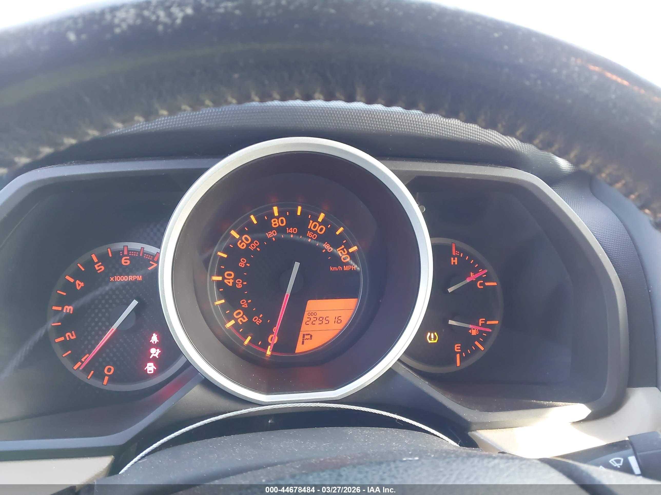 TOYOTA 4RUNNER image 7
