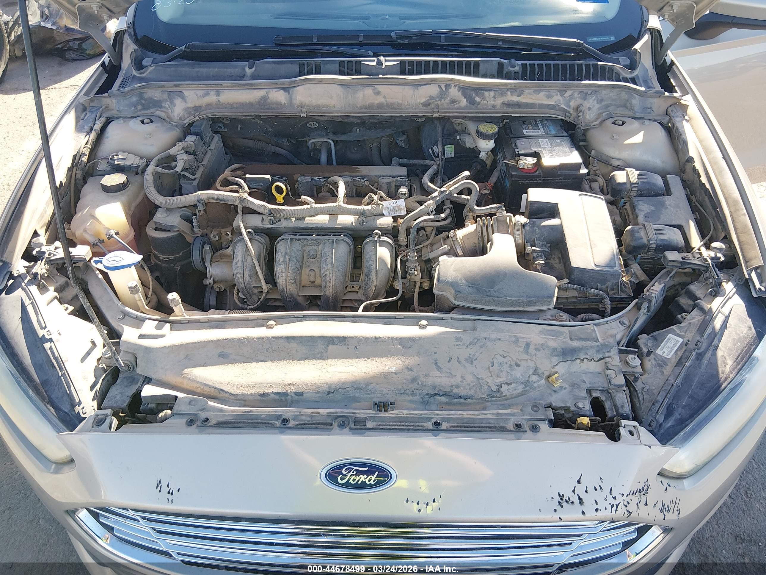 FORD FUSION image 10