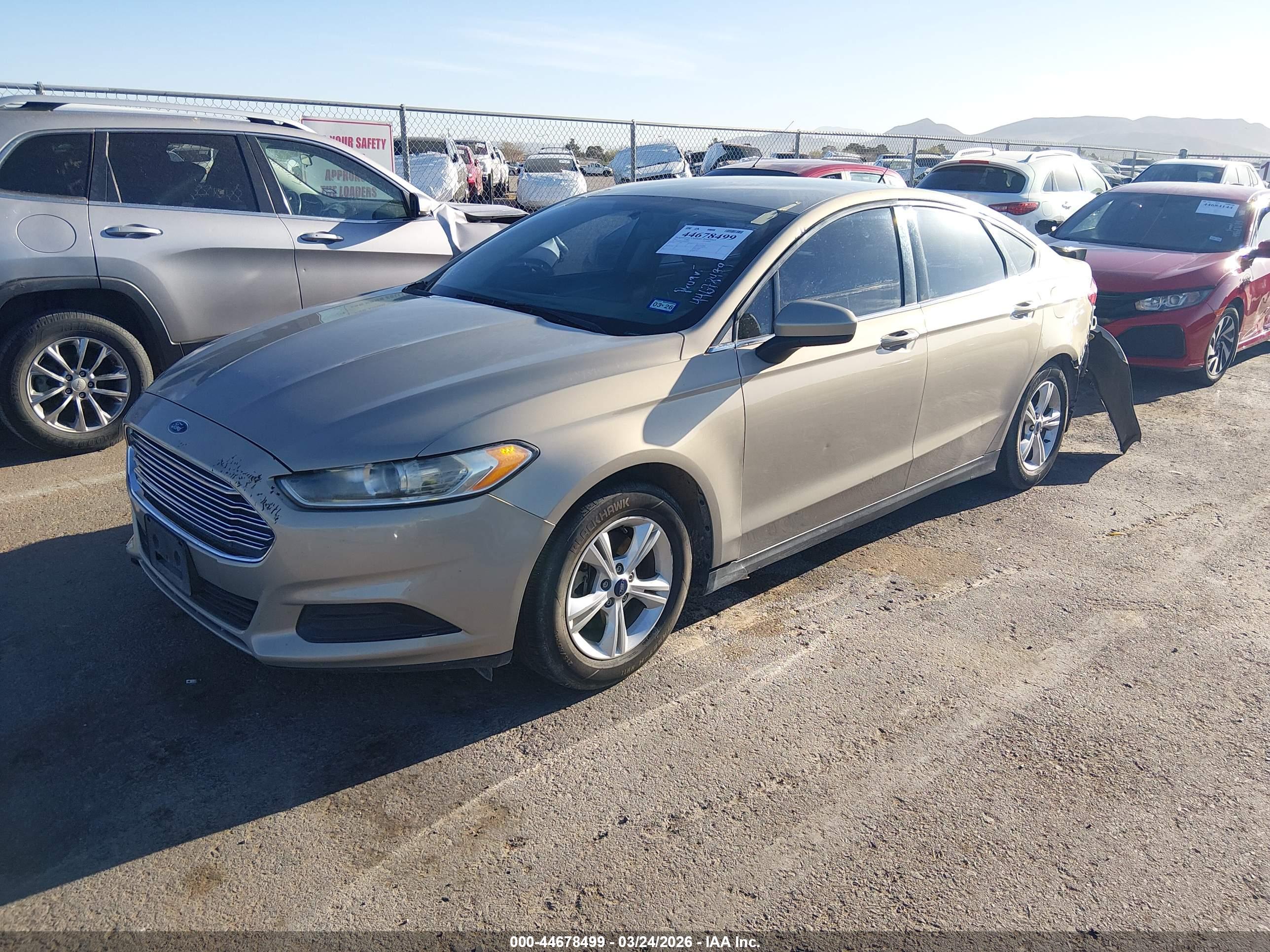 FORD FUSION image 2