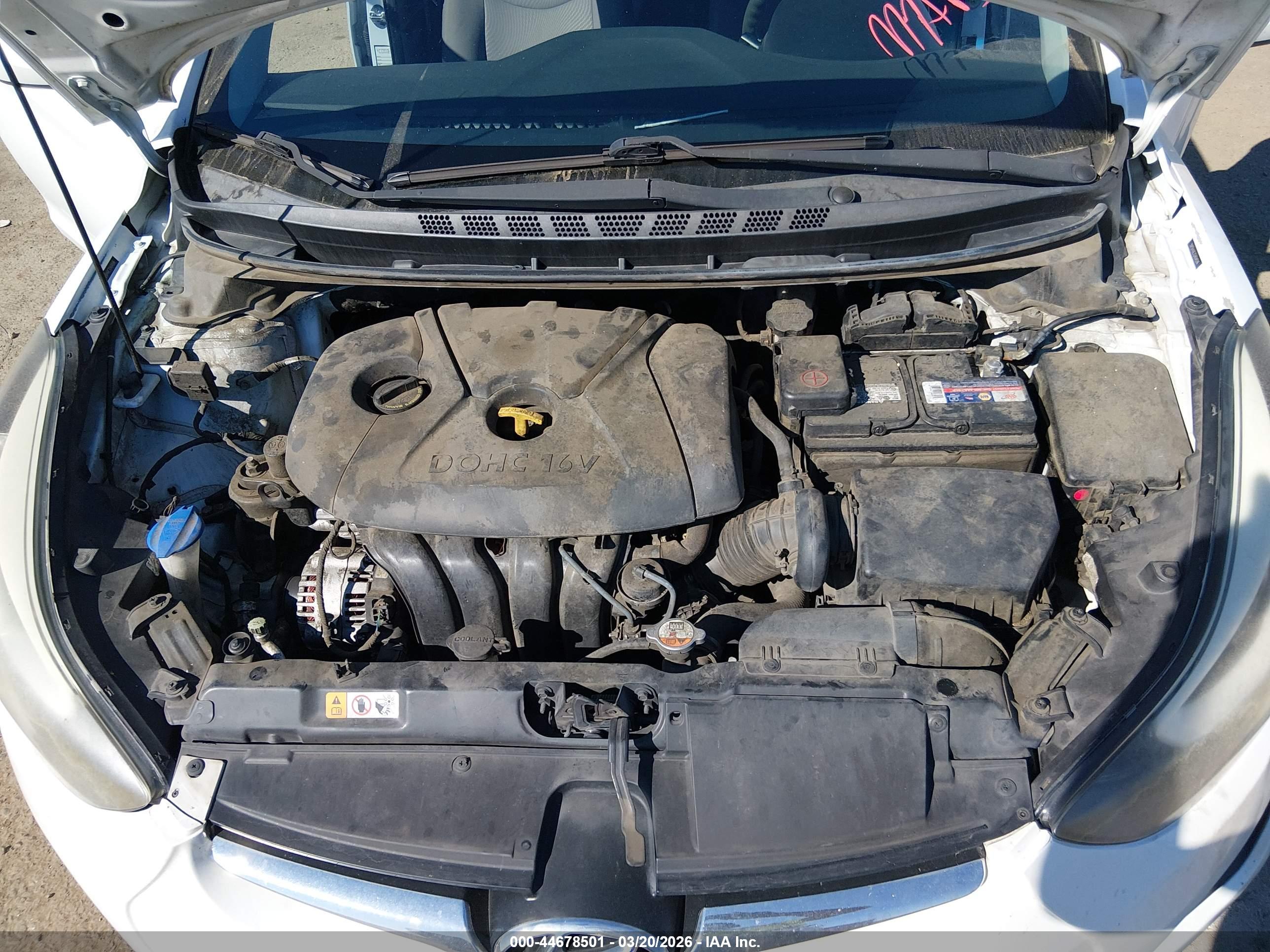 HYUNDAI ELANTRA image 10