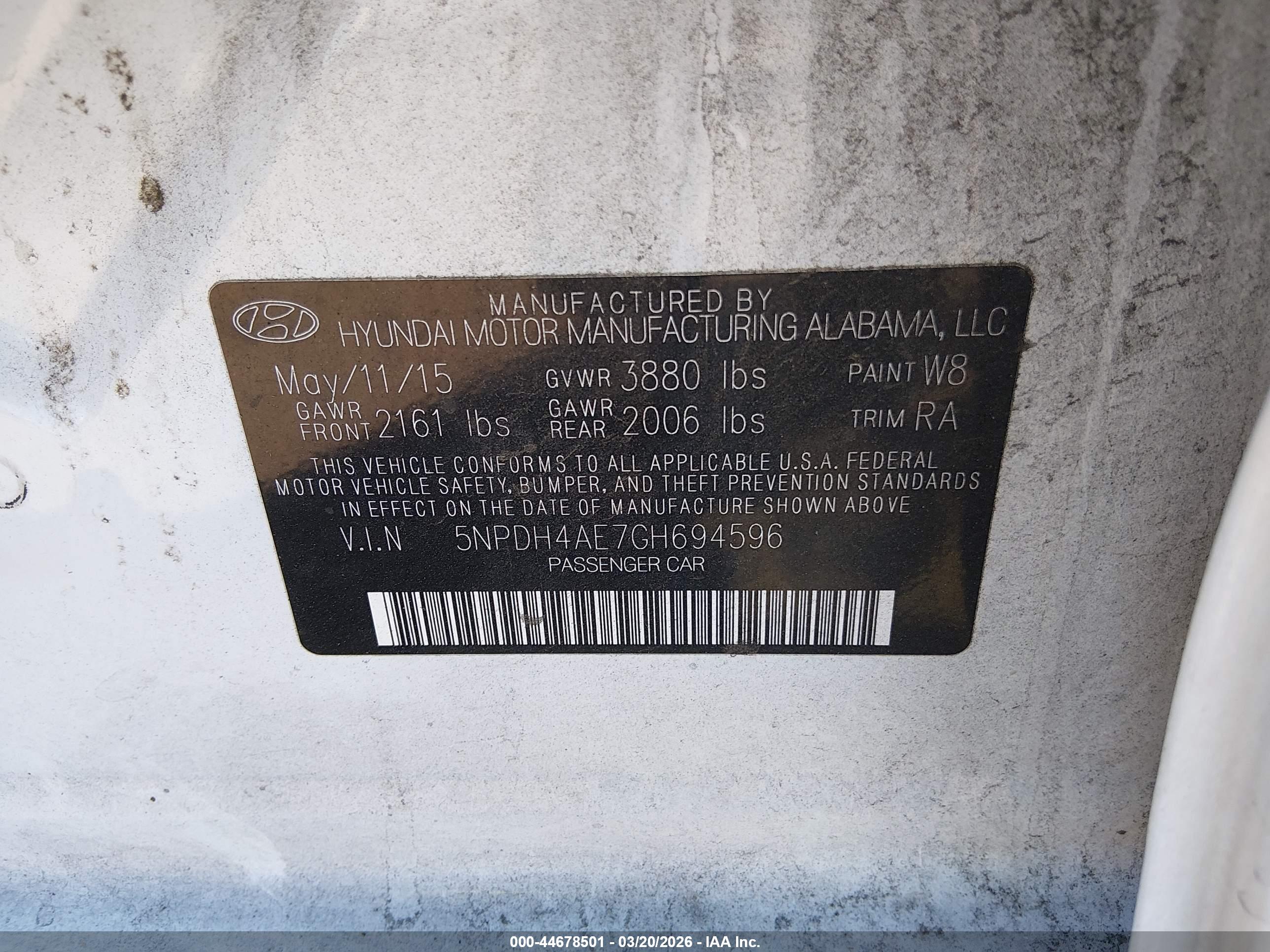 HYUNDAI ELANTRA image 9