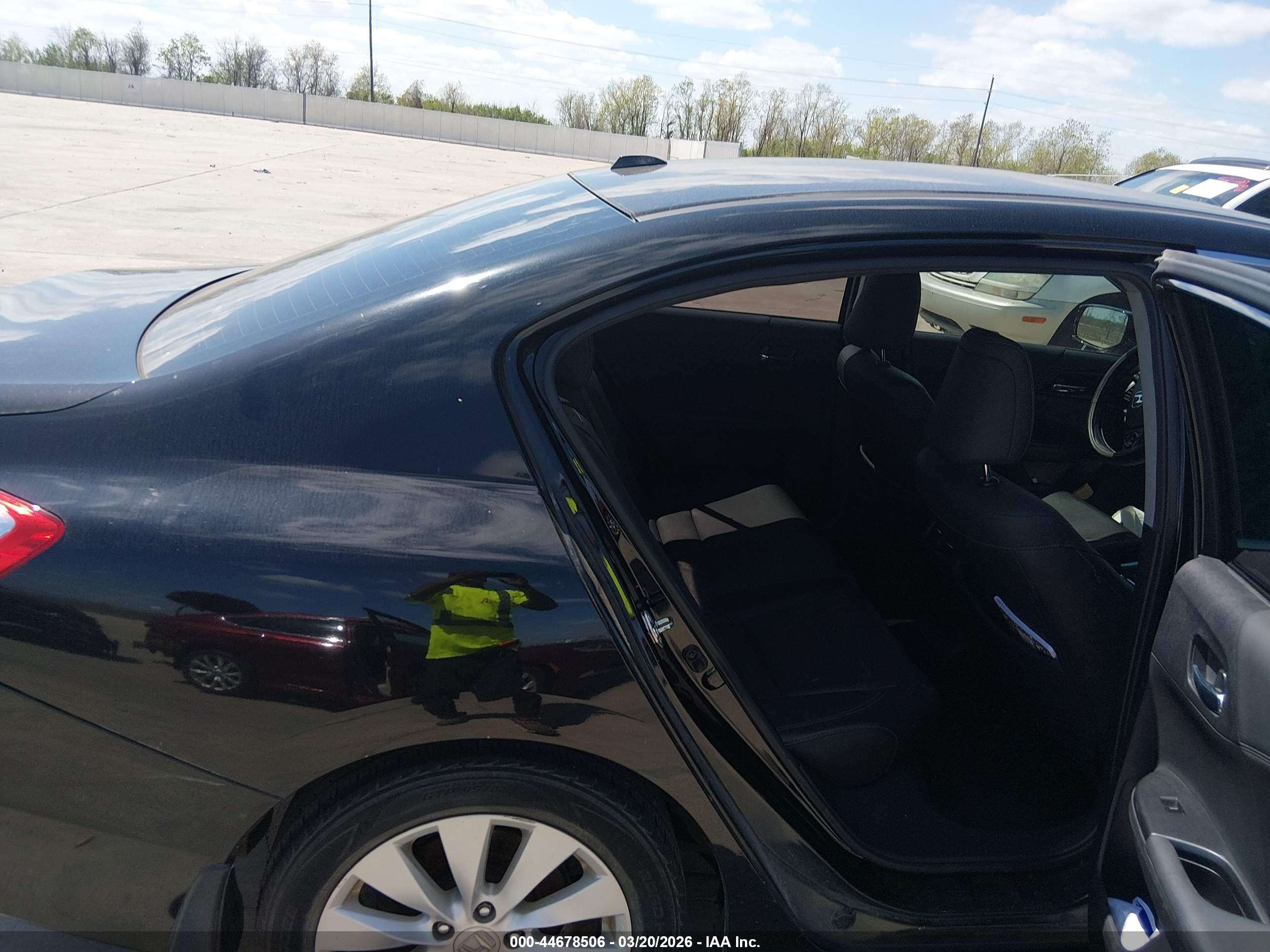 HONDA ACCORD image 8